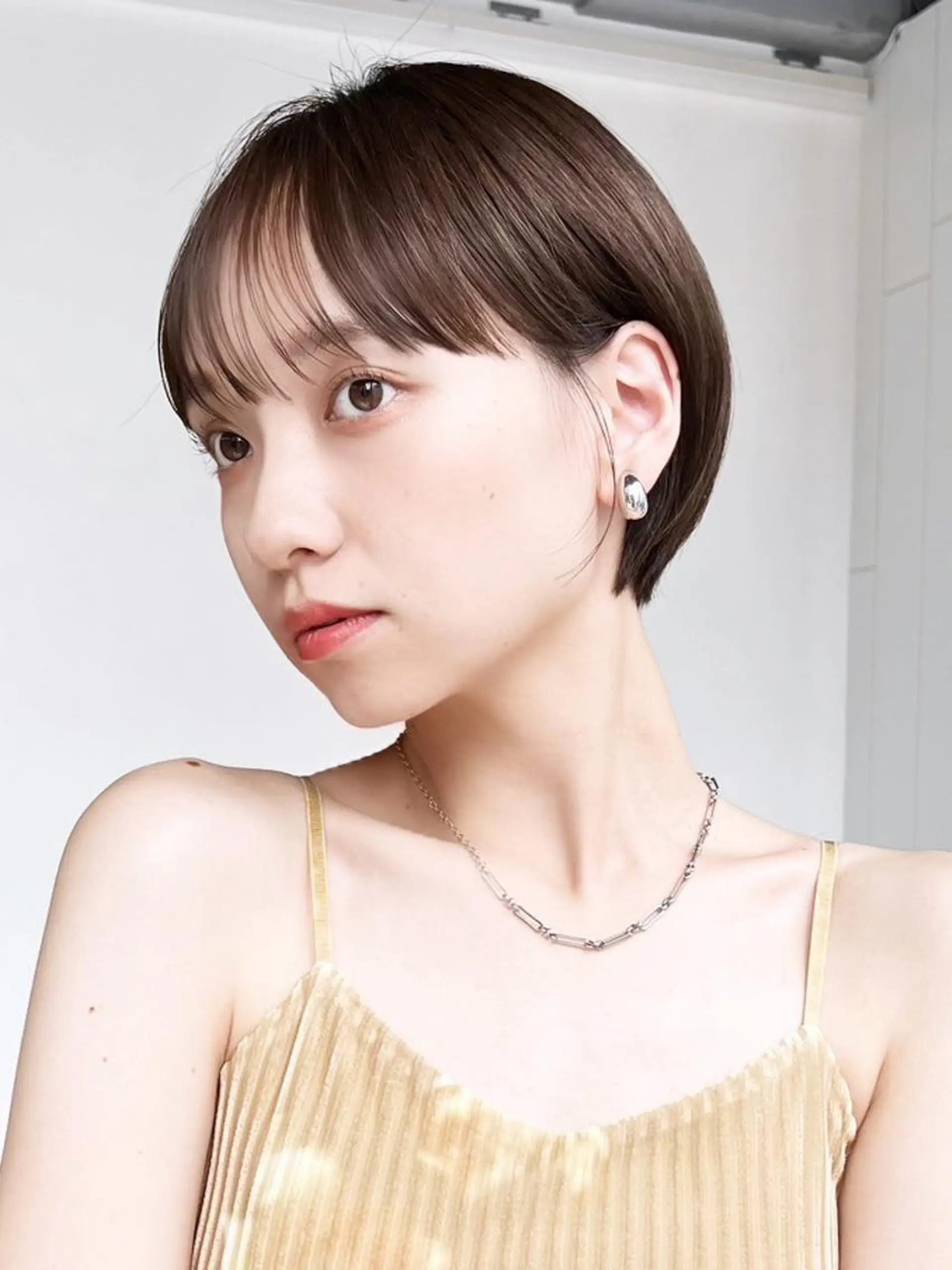 カラー ショート グレージュ カット ヘアカラー トリートメント ITbyALBUM 中野店のヘアスタイル