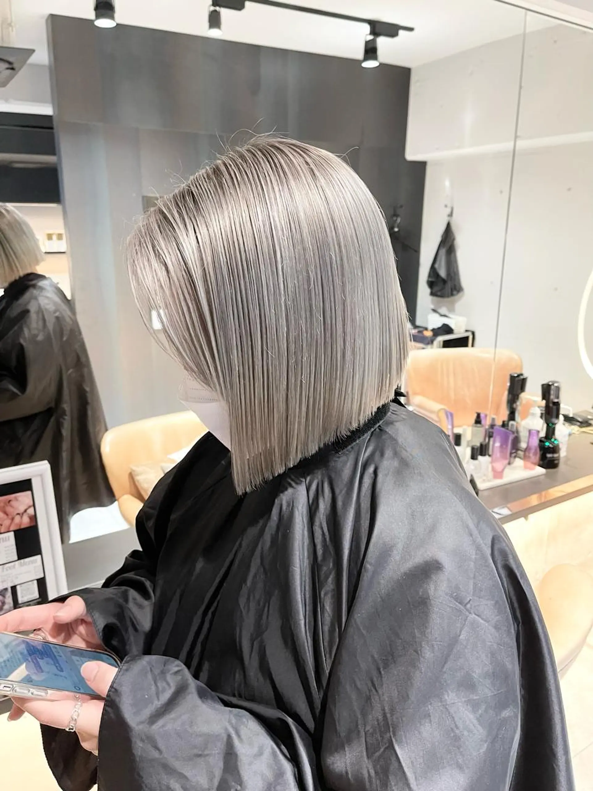 ショート カラー Vale YUSUKEのヘアスタイル
