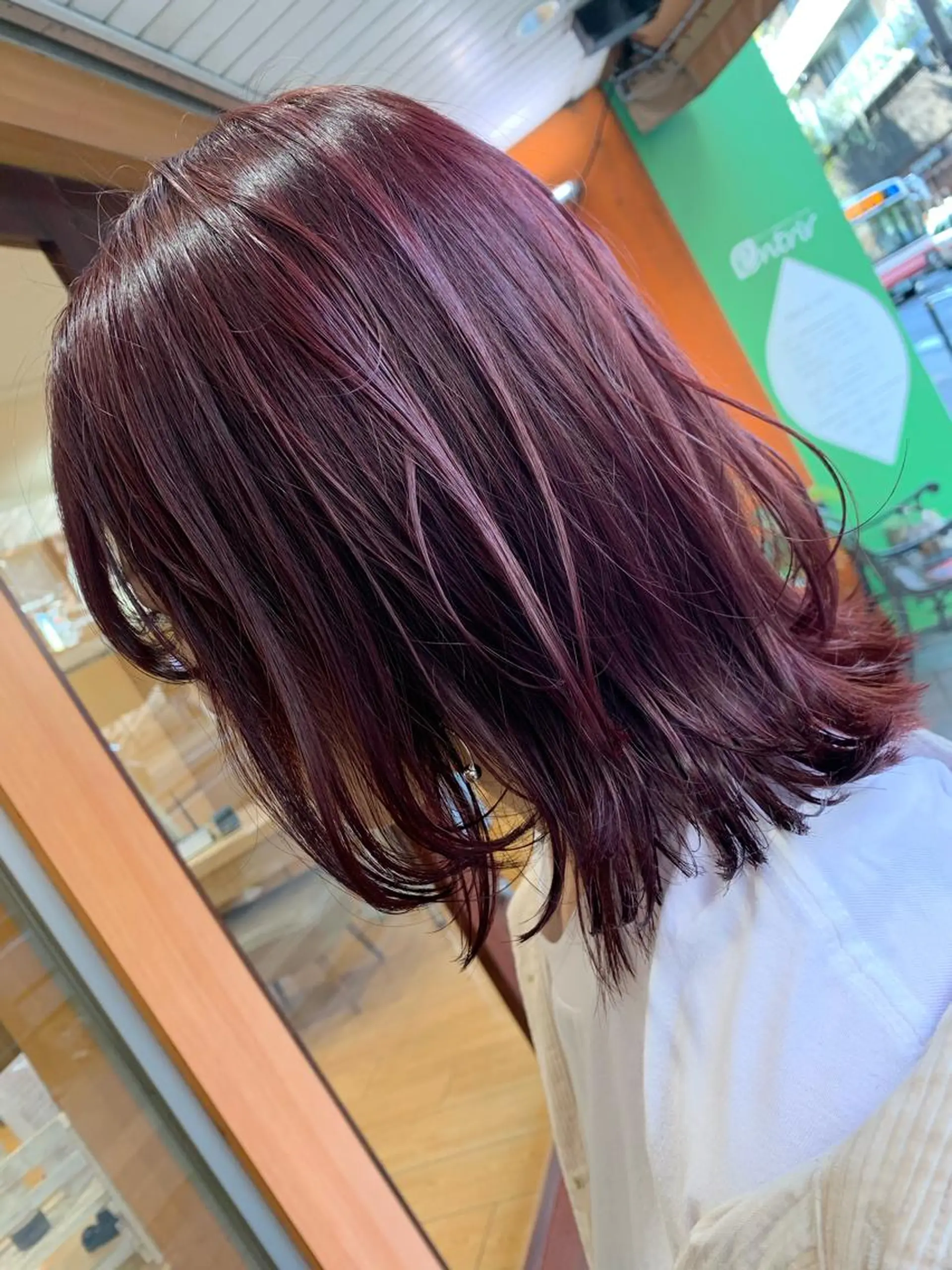 ミディアム 丸山 亜加理のヘアスタイル