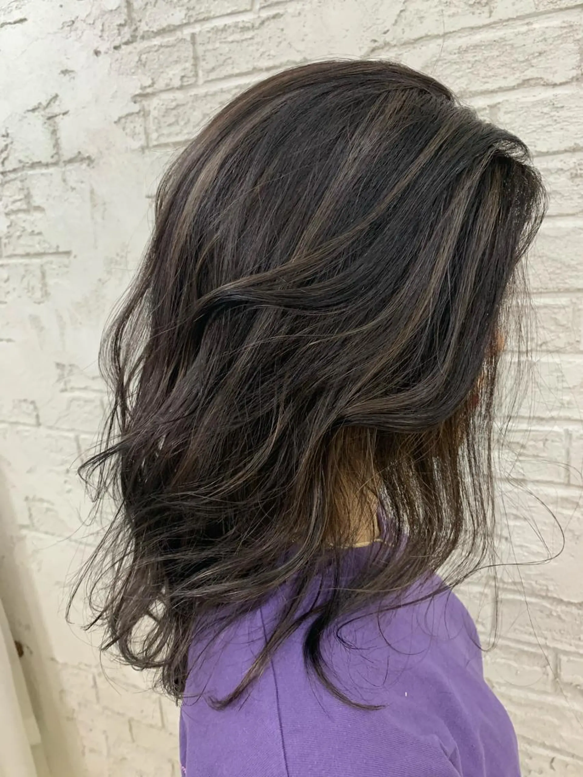 セミロング ハイライト カット ヘアカラー トリートメント 🇺🇸ハイライト特 化美容師🇺🇸漆沢のヘアスタイル