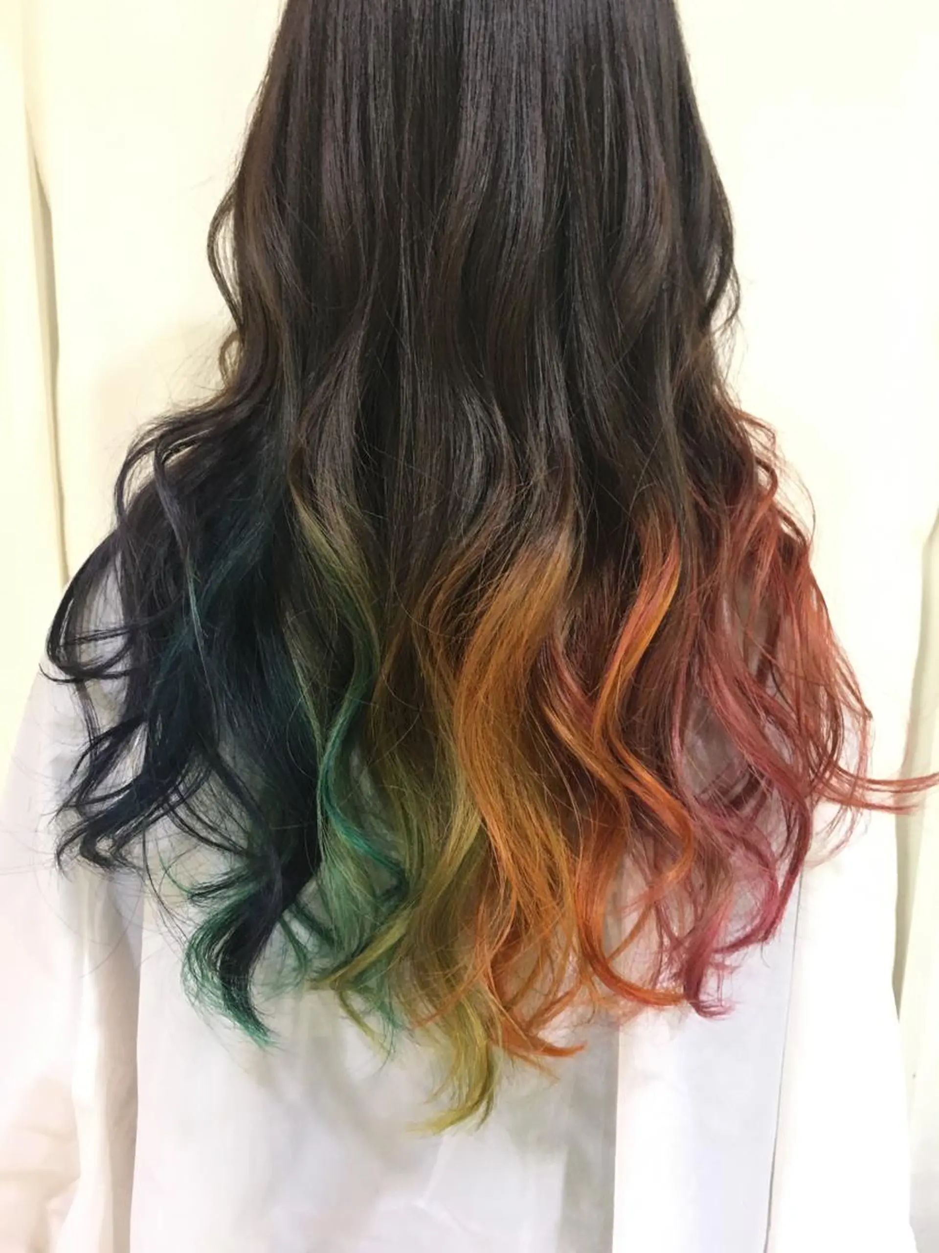 セミロング カラー ヘアカラー きむえり/髪質改善 /うねり広がり改善のヘアスタイル