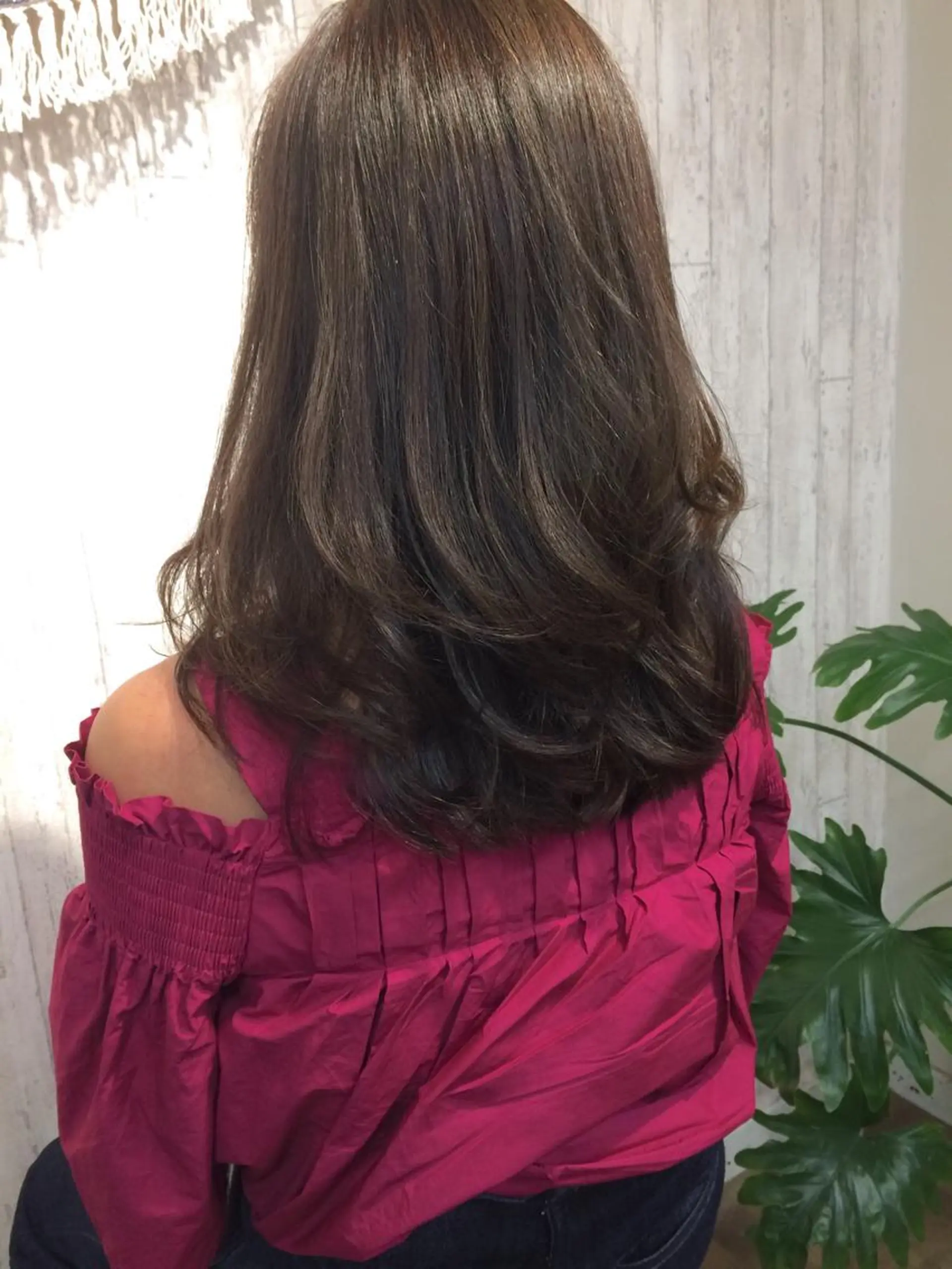 セミロング Unique ユニークのヘアスタイル