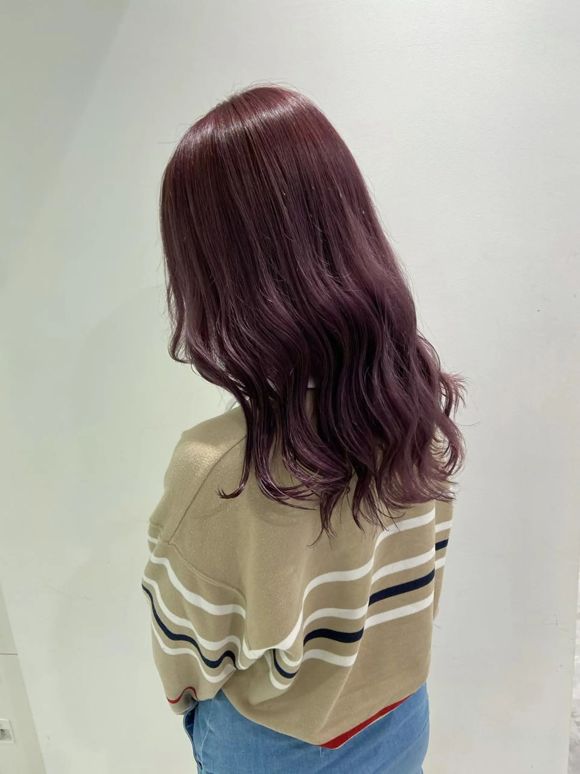 ロング カラー パーマ ヘアアレンジ メンズ キッズ ネイル マツエク・マツパ ラベンダーカラー ピンクカラー ピンクラベンダー カラーマツエク ピンク スパイキー/フェザー /波巻き/かいとのヘアスタイル