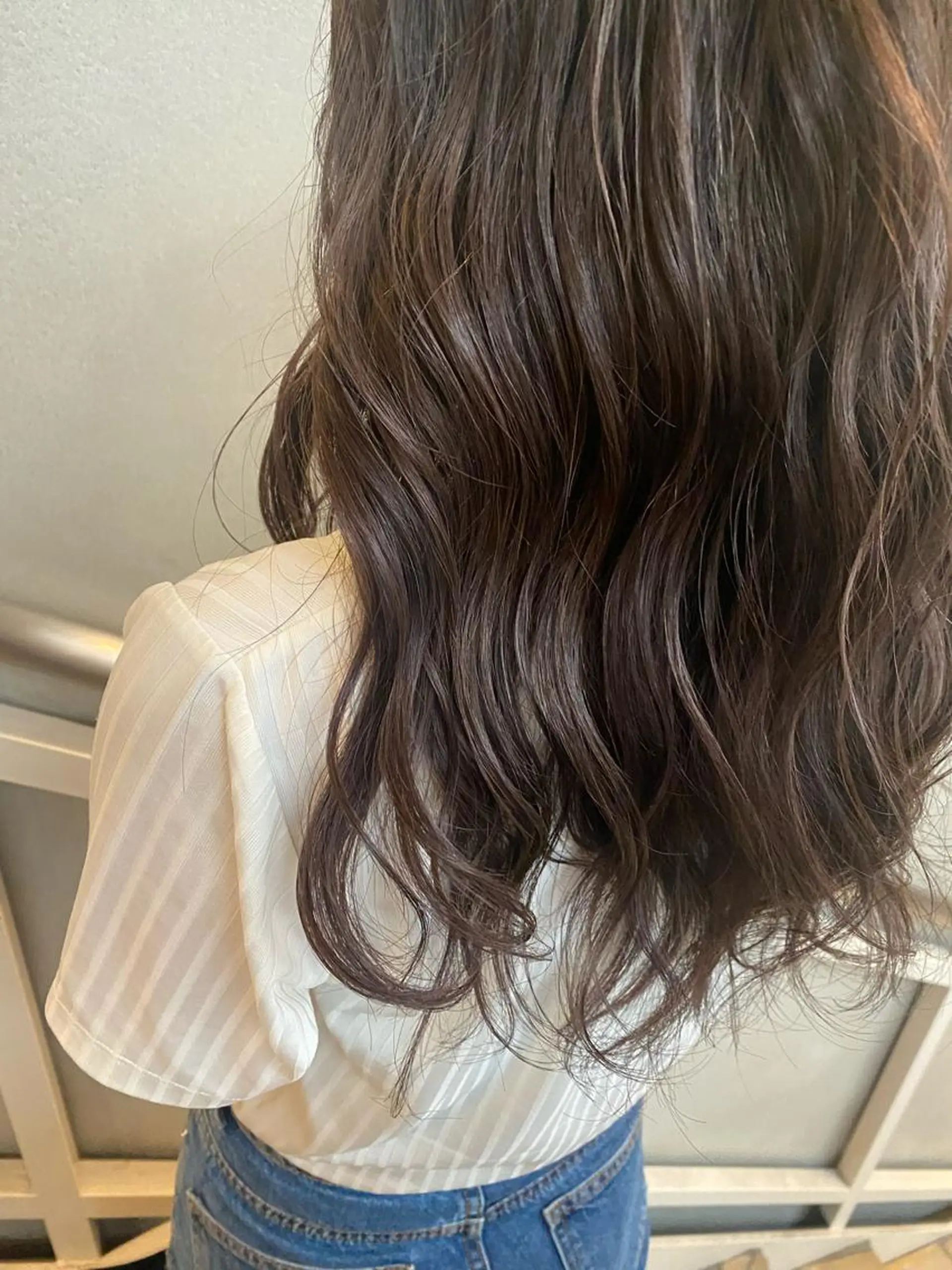 ロング ハイライト ヘアカラー トリートメント 艶髪　透明感カラー 田中伶奈のヘアスタイル