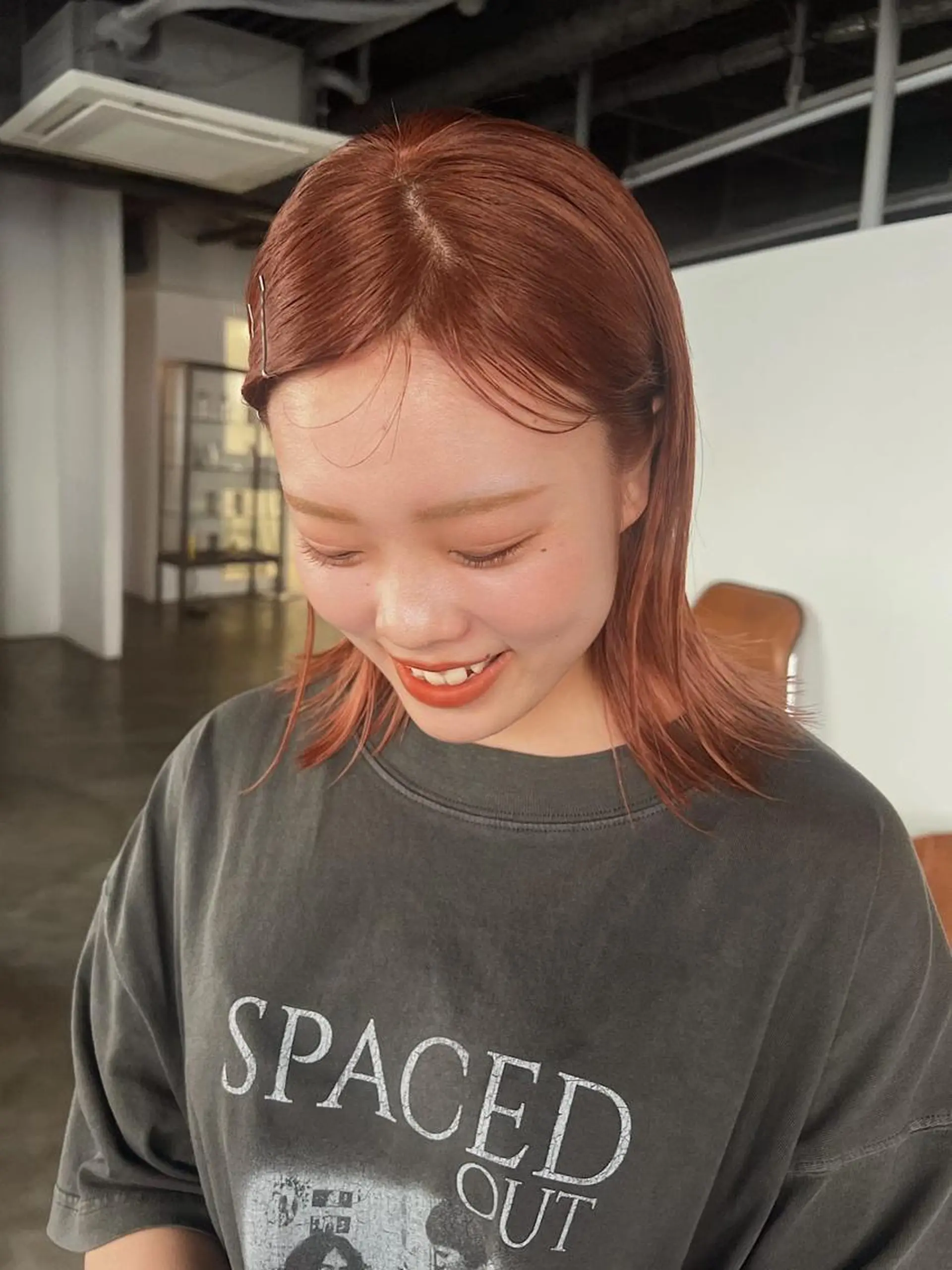 ミディアム mei｜顔まわり ×透明感カラーのヘアスタイル