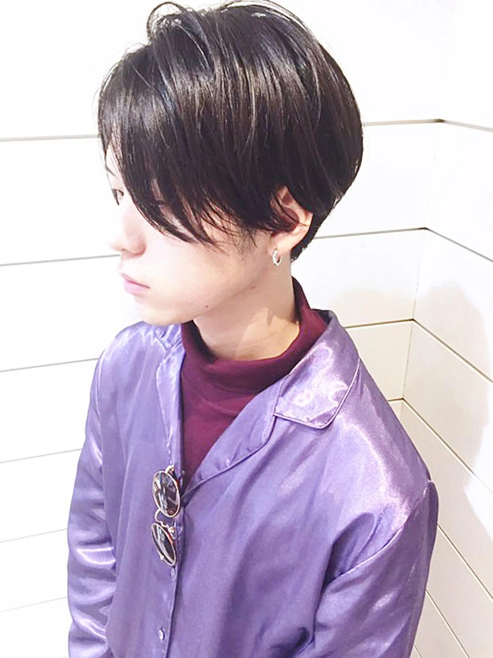 ショート カラー メンズ アッシュ ダークアッシュ 鍵山 千秋のヘアスタイル