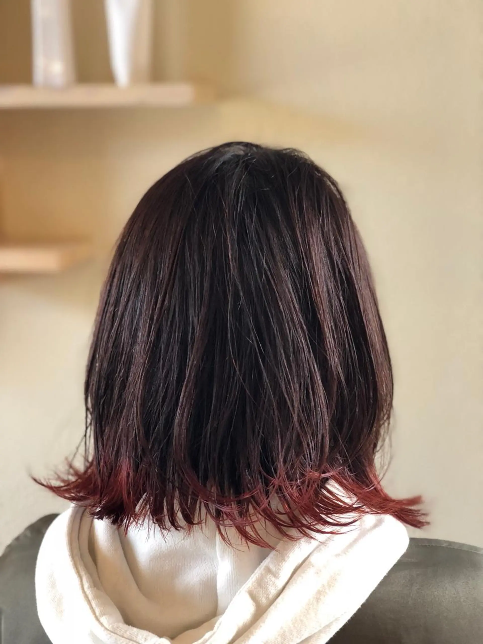 ミディアム カラー デザインカラー 中川 茜里のヘアスタイル