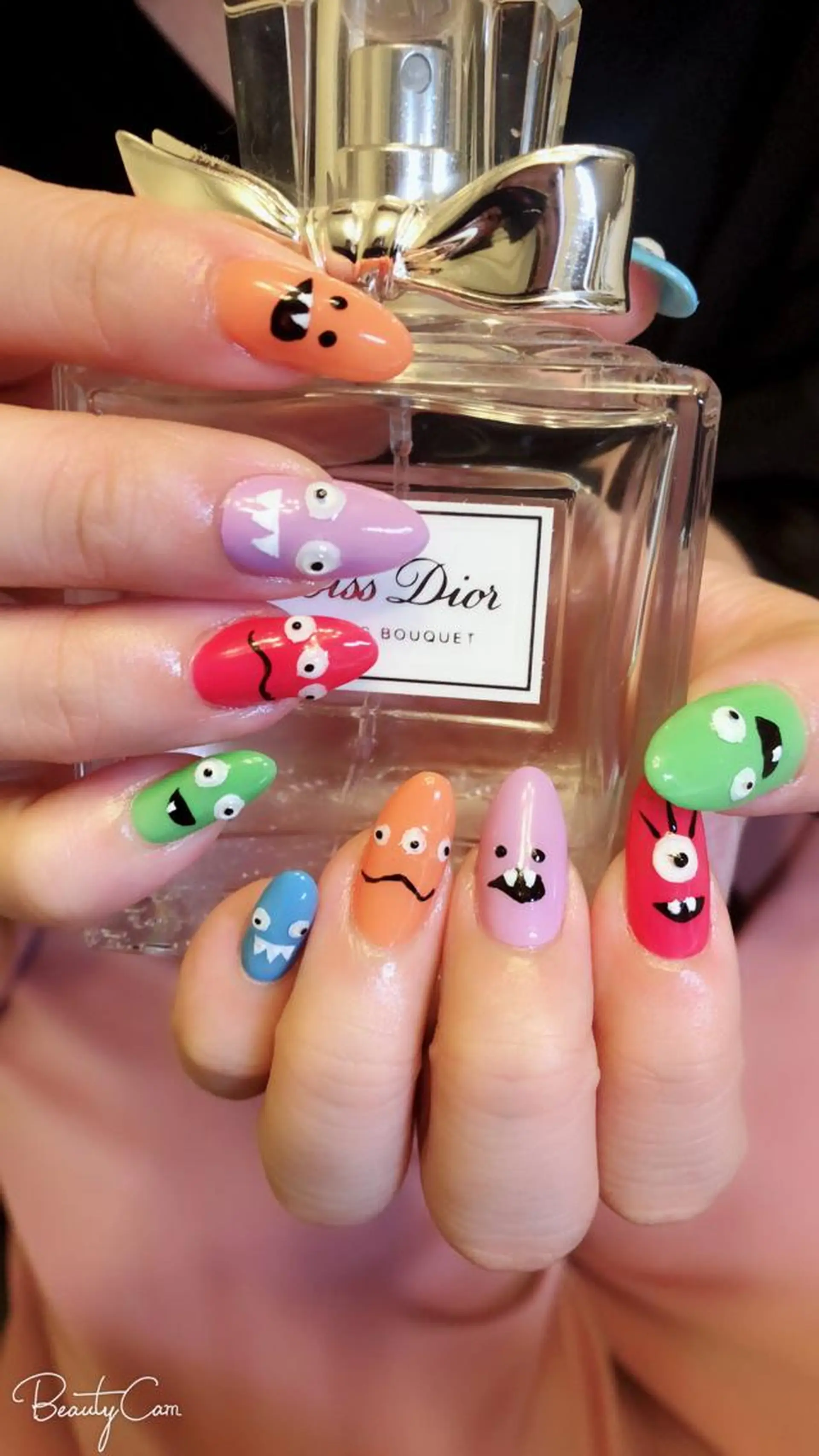 ネイル Petite Cannelleのネイルデザイン