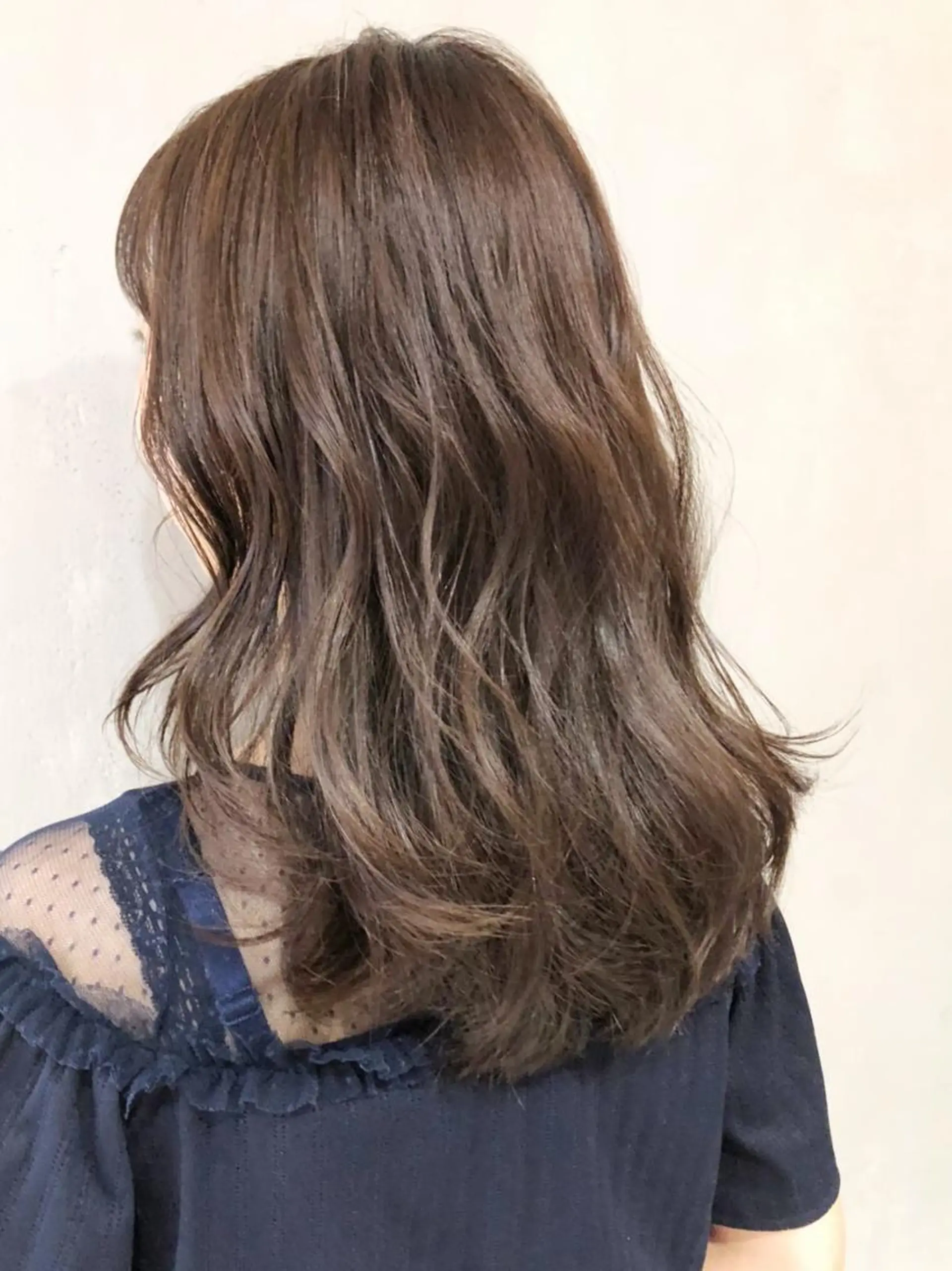 ロング カラー パーマ ヘアアレンジ グレージュ モカグレージュ ITbyALBUM 中野店のヘアスタイル