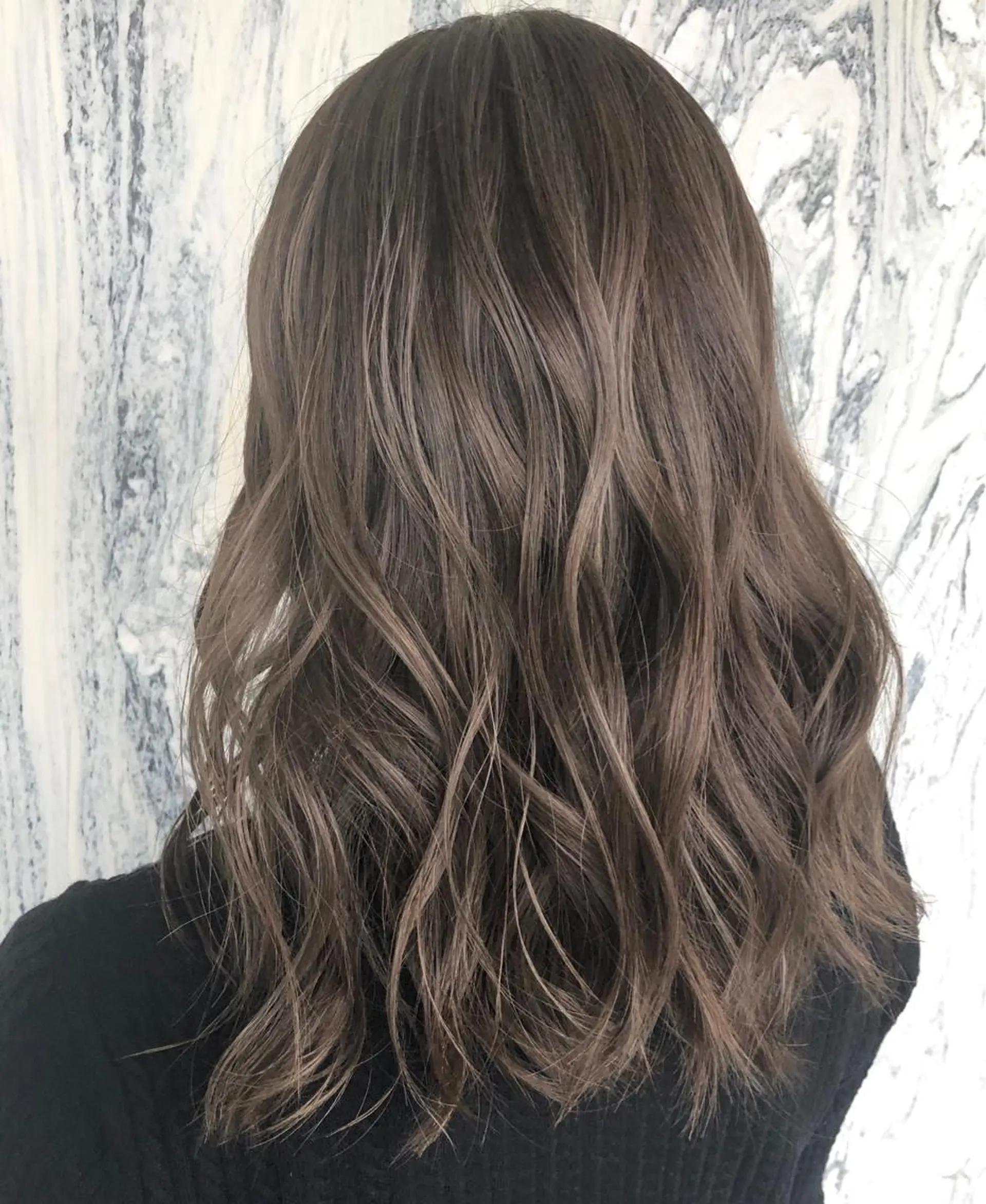 ロング カラー 藤井 さと実のヘアスタイル