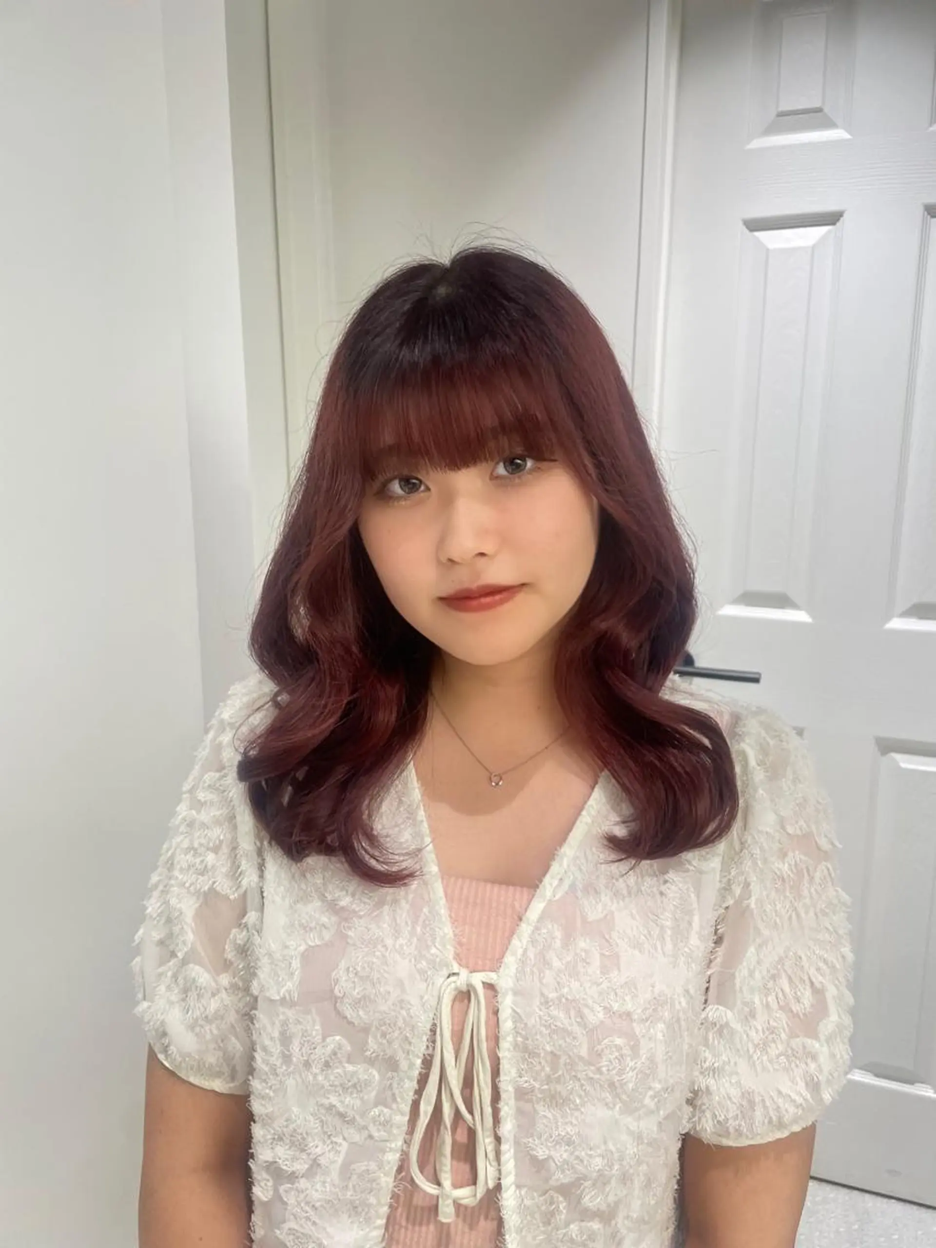 カラー クルミ/ 💕ワンホンネイルのネイルデザイン