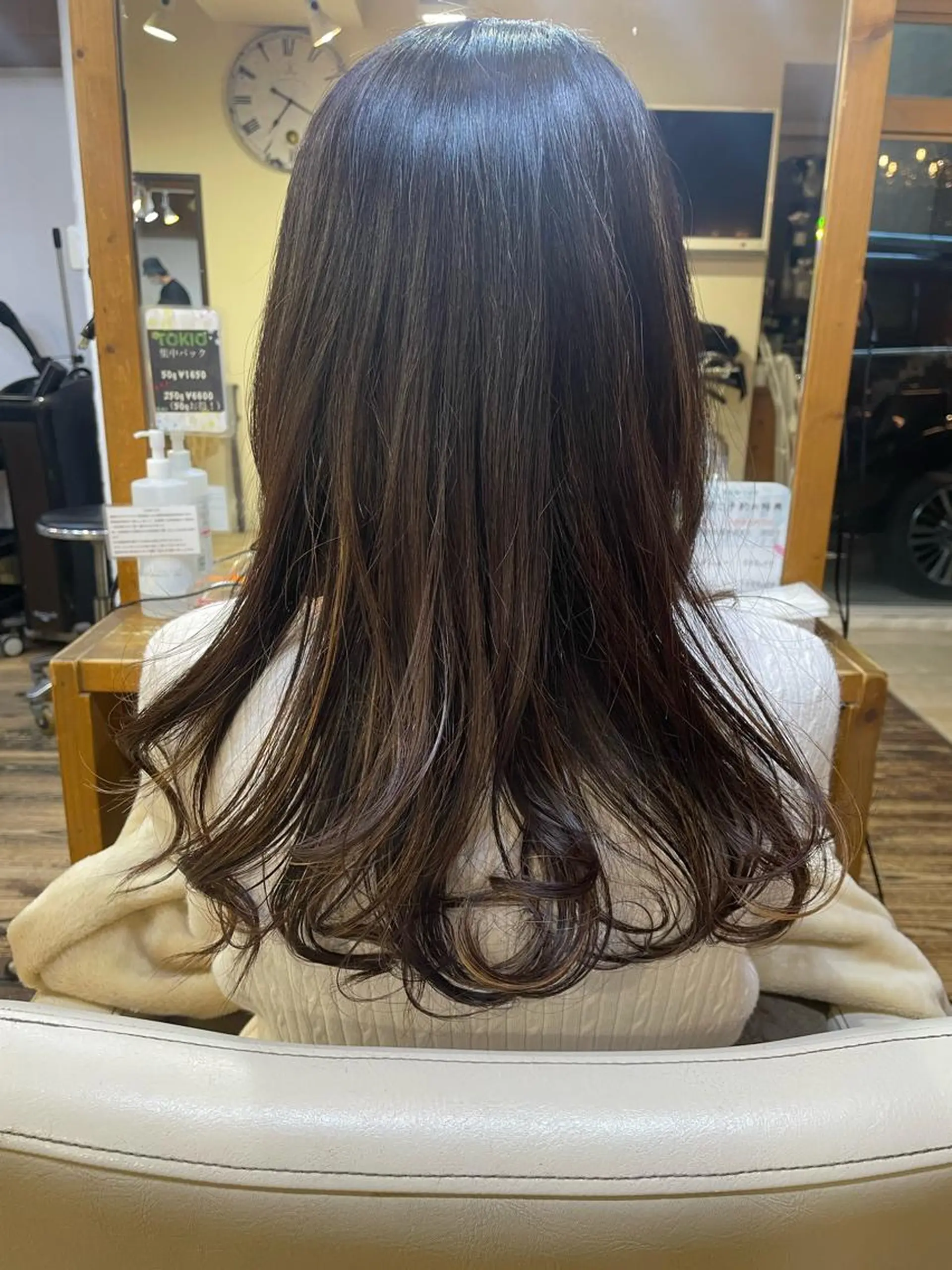 セミロング 山木 裕子のヘアスタイル