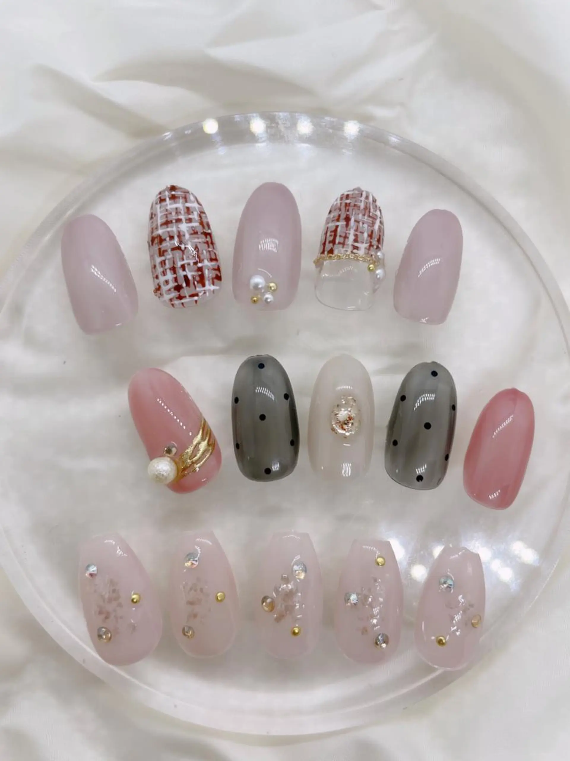 ネイル ドット キラキラネイル オフィスネイル ツイードネイル tete nailstudioのネイルデザイン