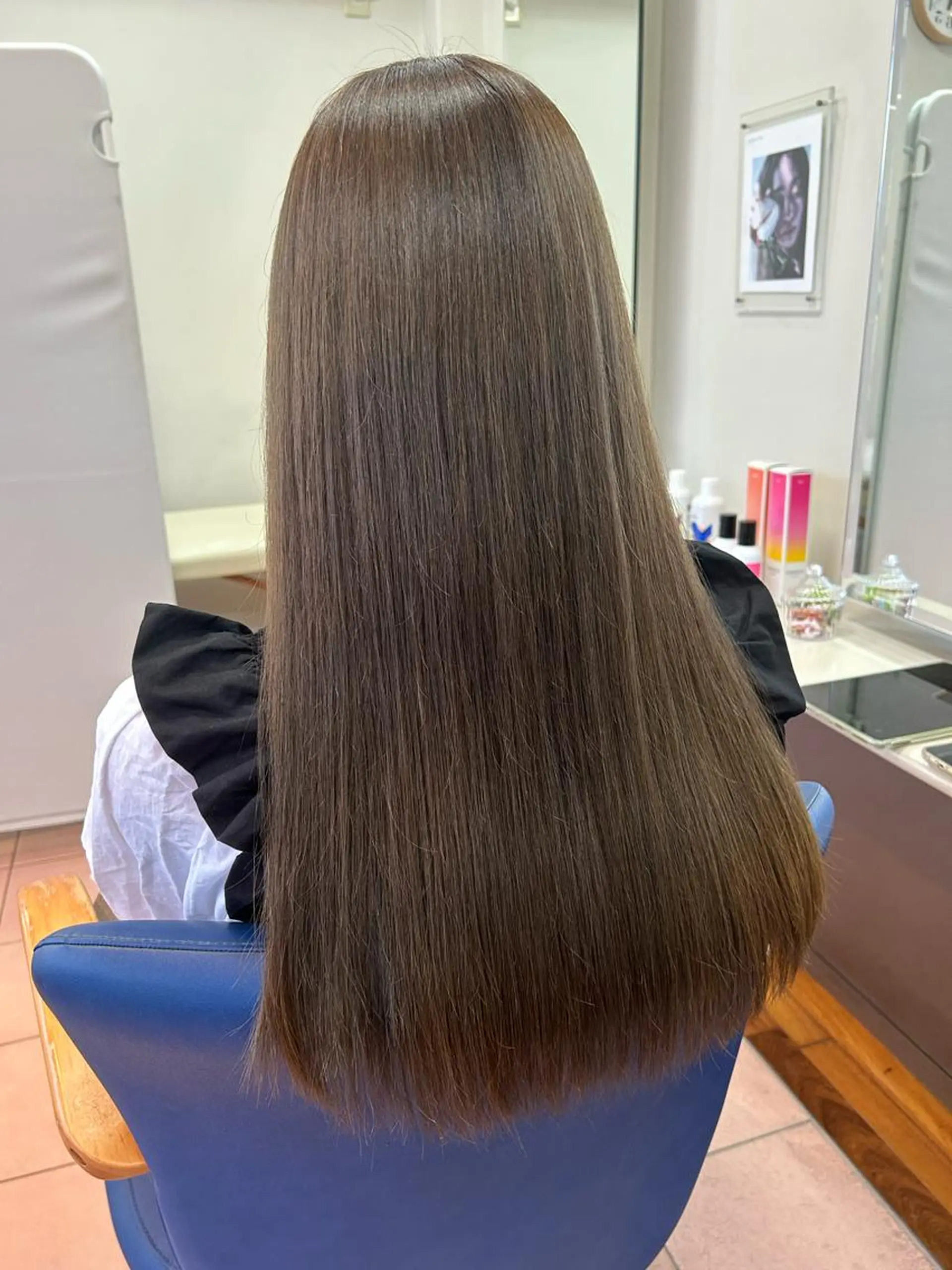 ロング 小澤 志穂のヘアスタイル