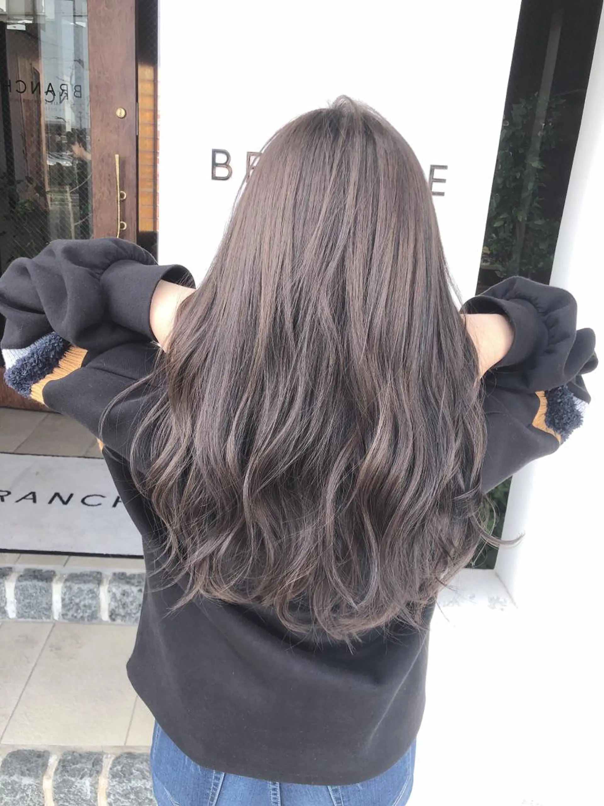 ロング カット ヘアカラー トリートメント 具志 正太のヘアスタイル