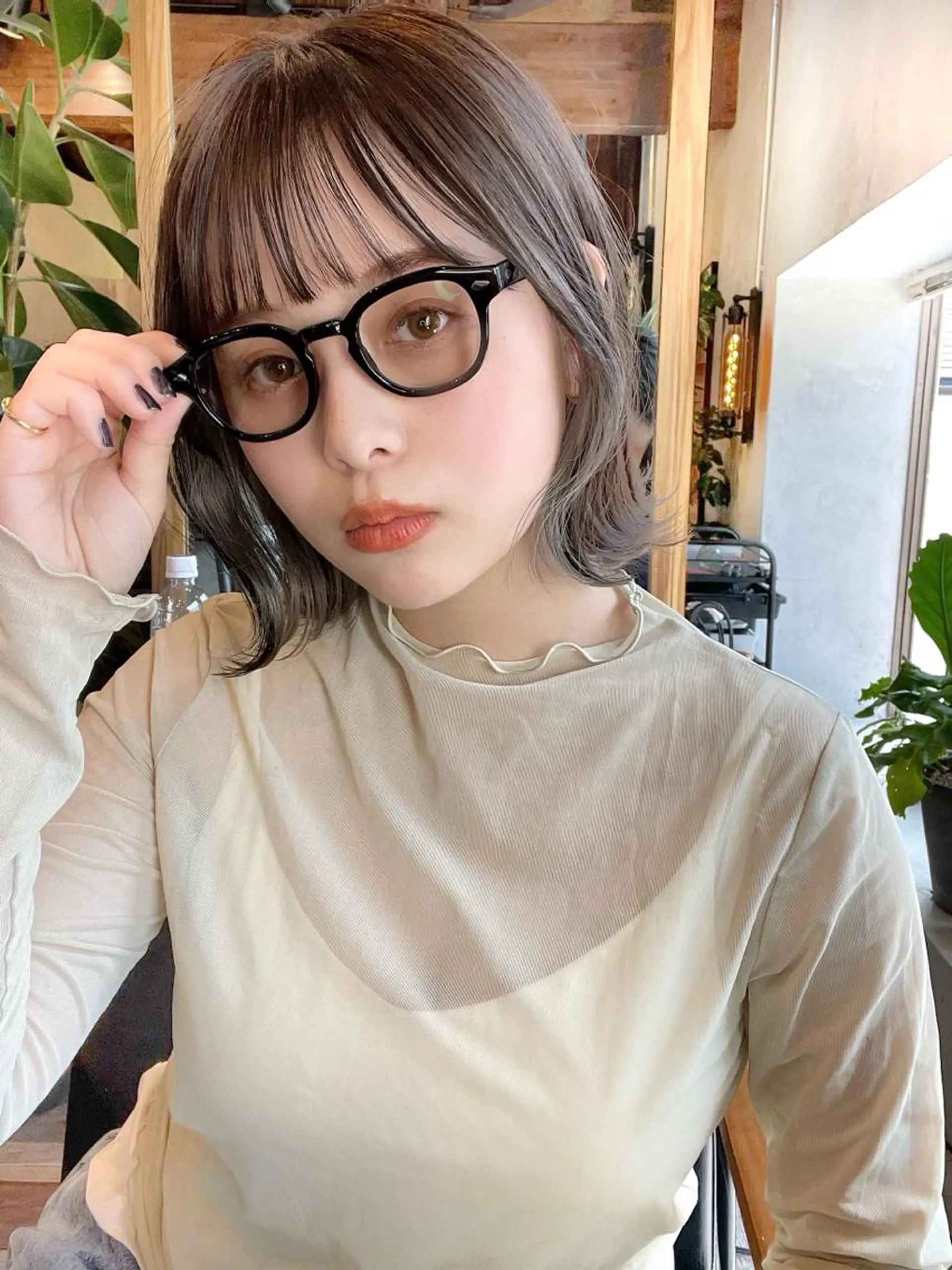ミディアム カラー カット ヘアカラー 結べるレイヤーボブ くびれLady表参道のヘアスタイル