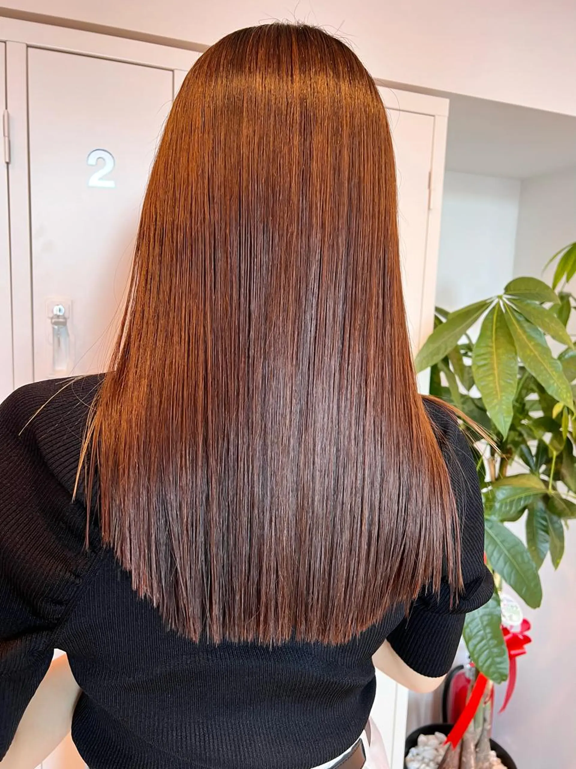 セミロング 髪質改善 縮毛矯正 カット ヘアカラー 縮毛矯正 トリートメント ブリーチ毛に縮毛矯正 ✨カラー✨山田 正幸のヘアスタイル