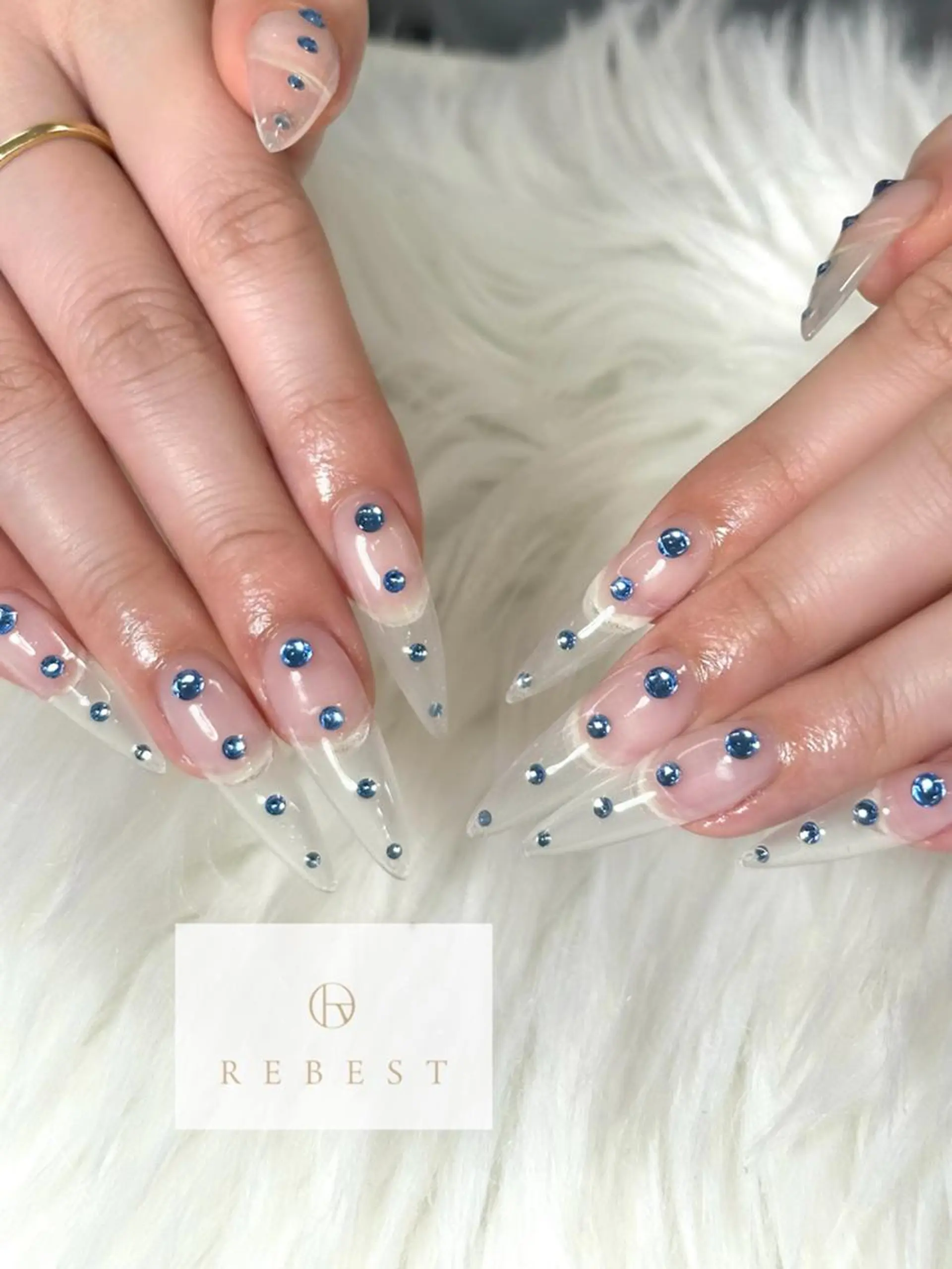 ネイル ❤️💛REBEST 京橋 nailのネイルデザイン