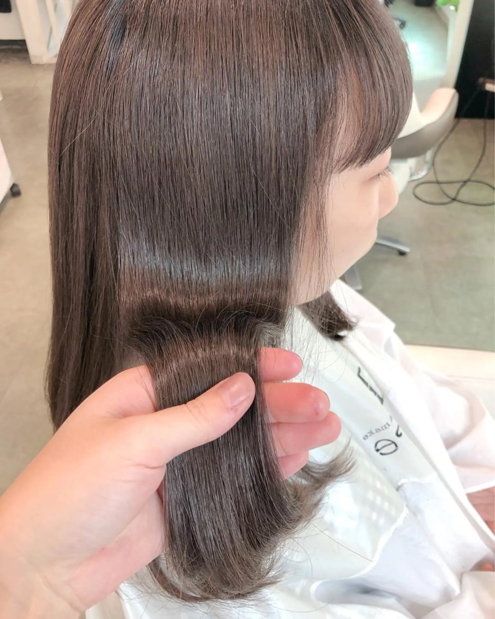 ロング 榎園 由美のヘアスタイル