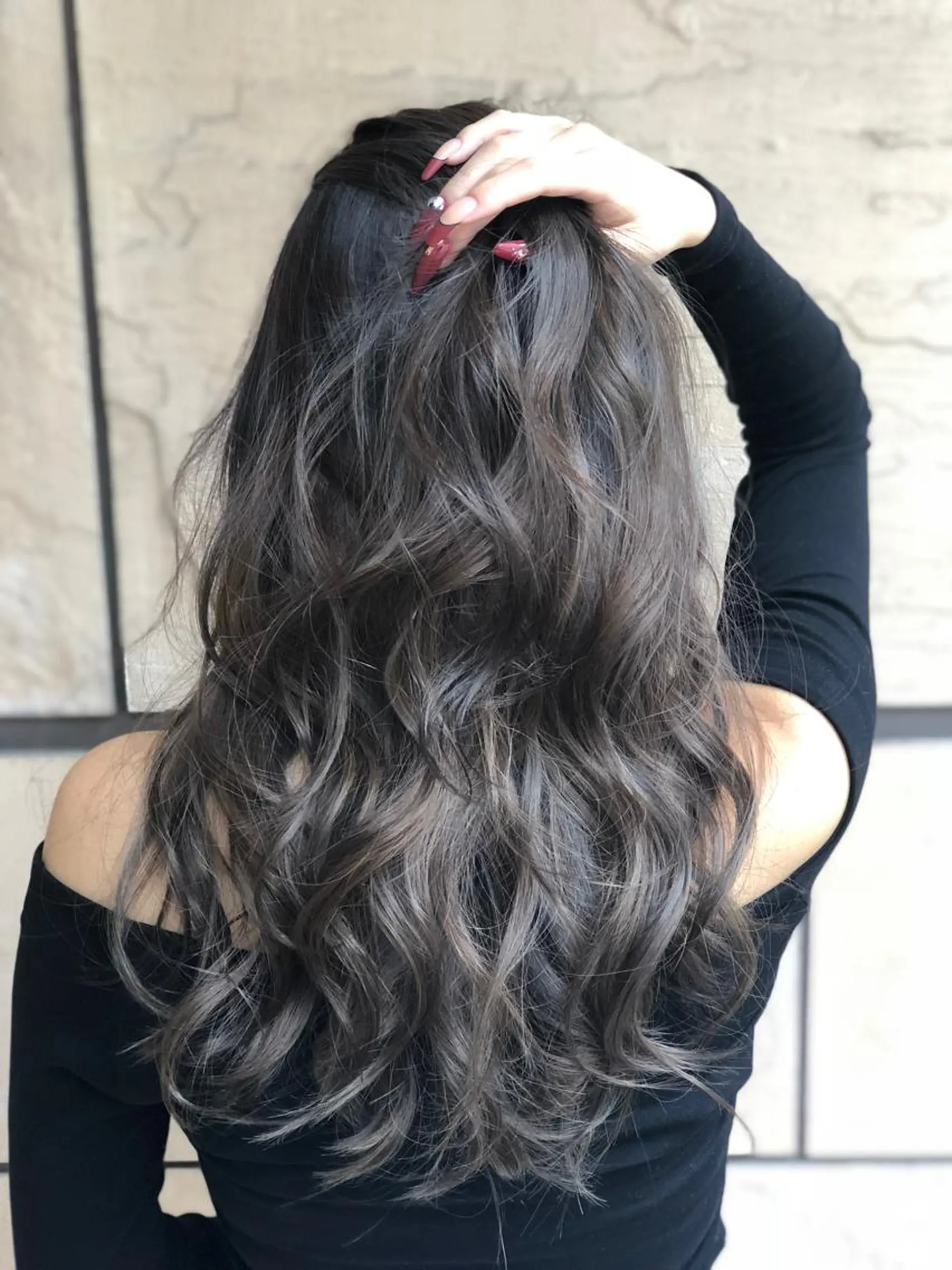 ロング カラー アディクシーカラー バレイヤージュ ブリーチ 透明感カラー グレージュ カット ヘアカラー トリートメント レイヤー/ウルフ ハイトーンhiroのヘアスタイル