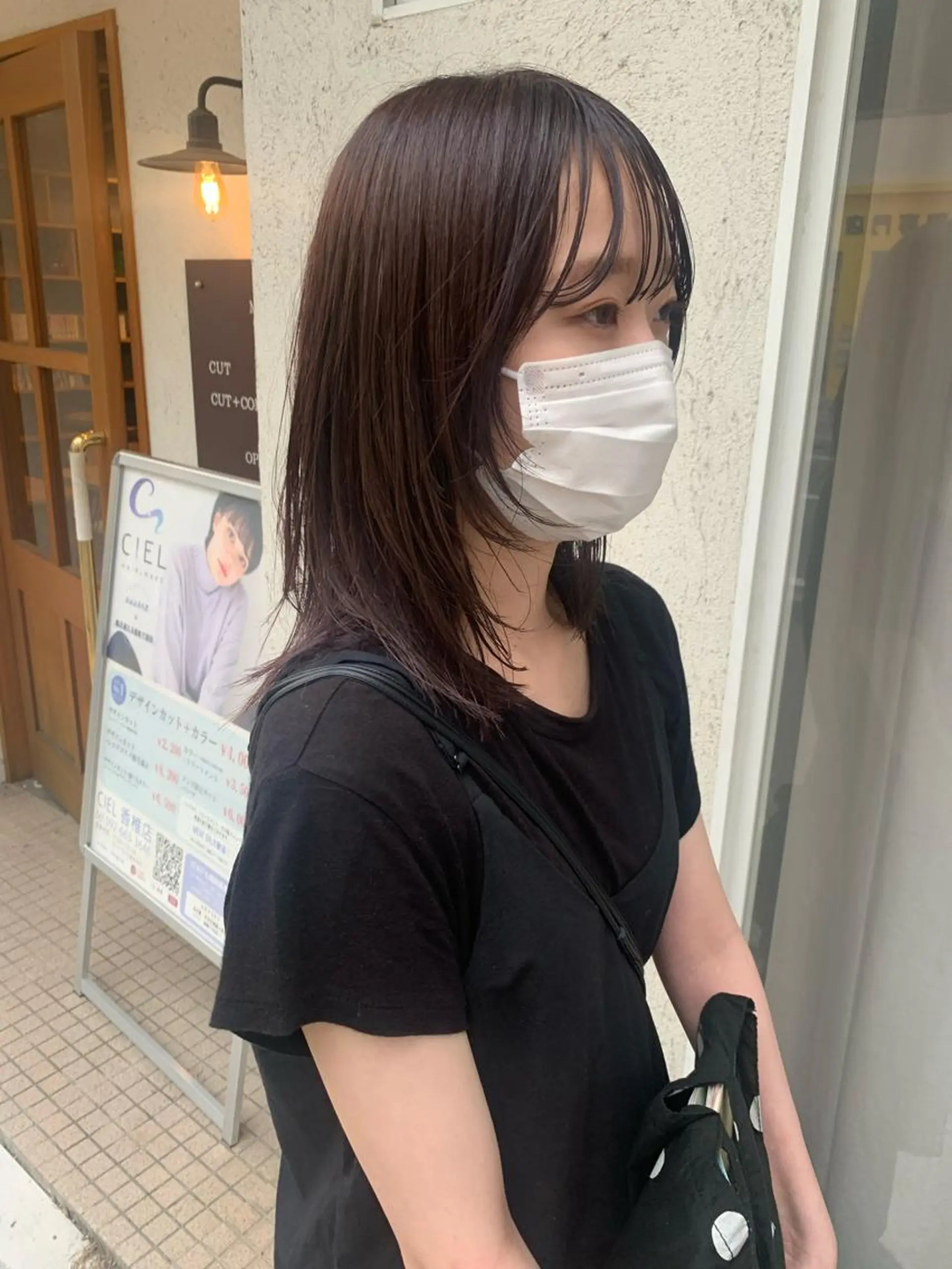 ミディアム カラー シャギー ＳＨＵ ＮＴＡのヘアスタイル