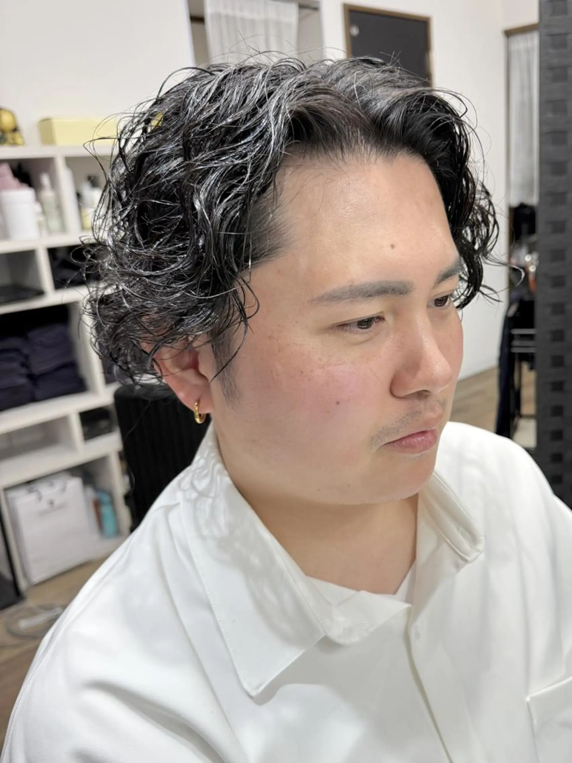 パーマ メンズ ミディアム カット ヘアカラー 村井隆仁/上品/ 海外風/栄/矢場町のヘアスタイル