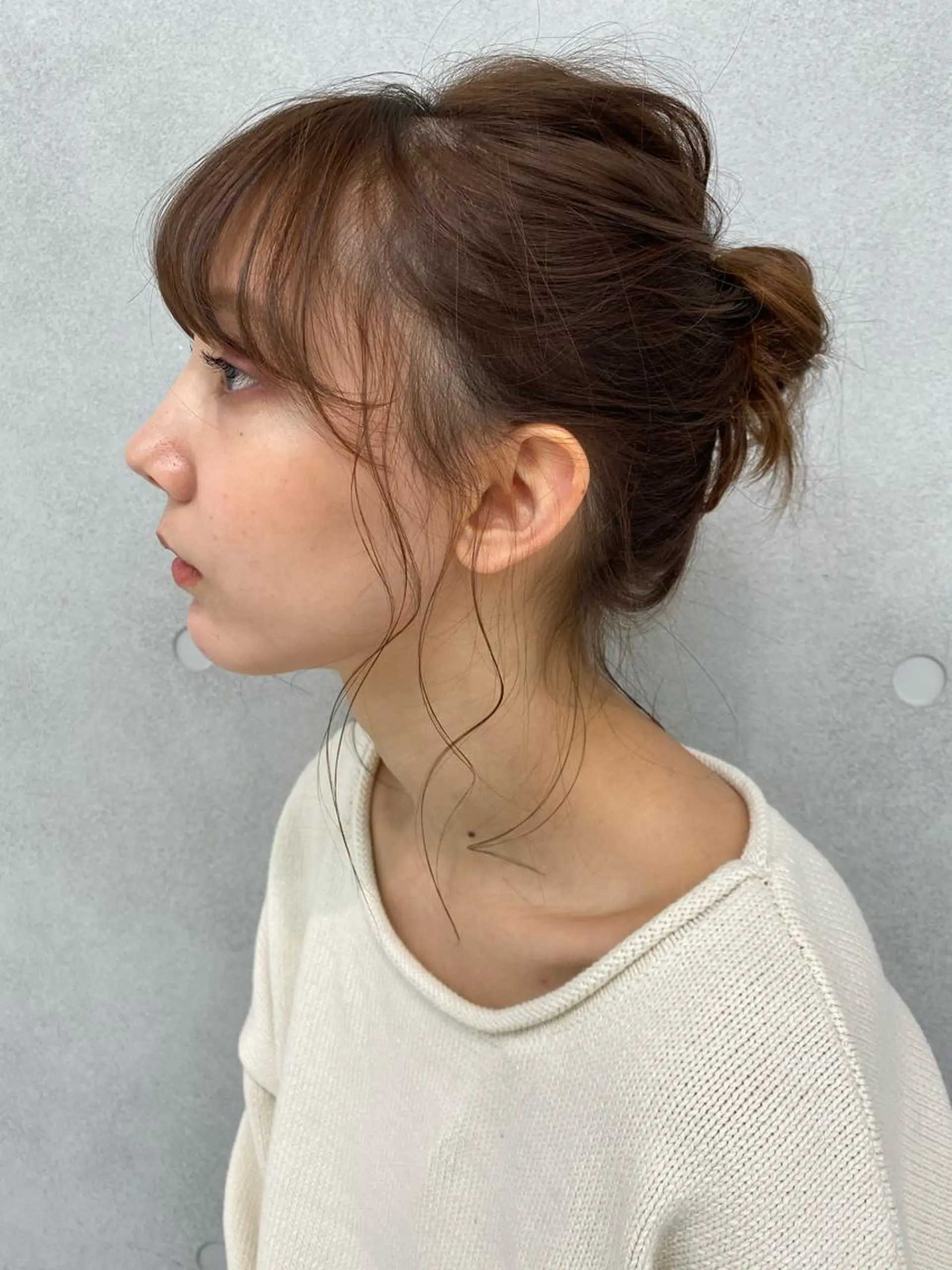 ミディアム ヘアアレンジ お団子ヘア 透明感カラーブリーチ 🌼シゲモトアヤ🌼のヘアスタイル