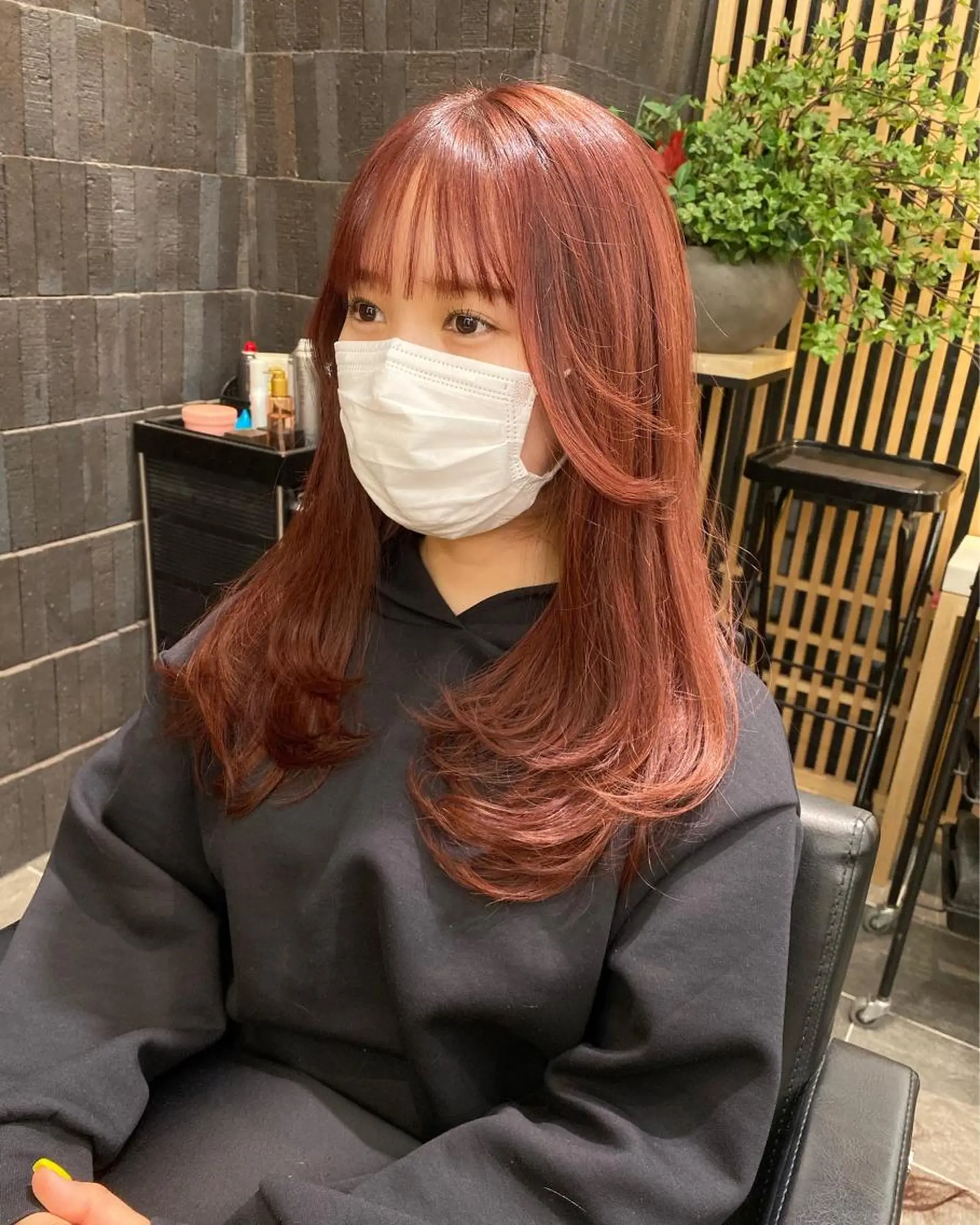 セミロング カラー ブリーチ ピンクカラー レイヤーカット ♡レイヤーカット れお♡のヘアスタイル