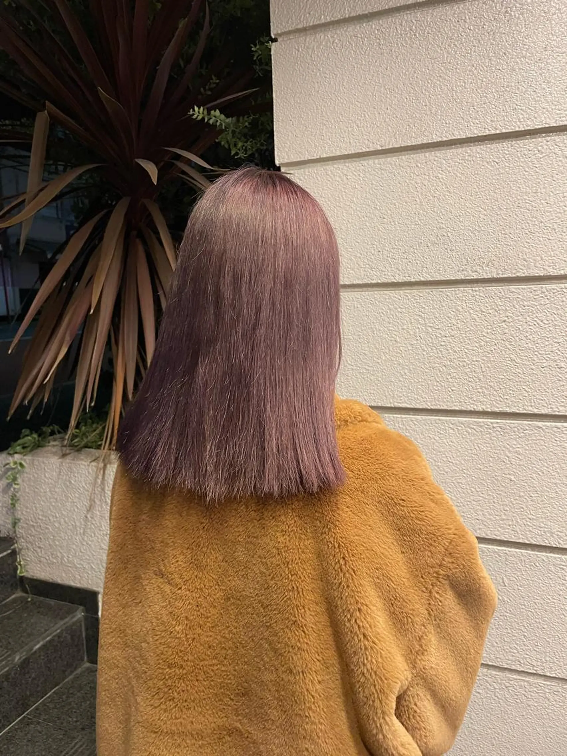 セミロング une所属・kunimi harukaのヘアスタイル