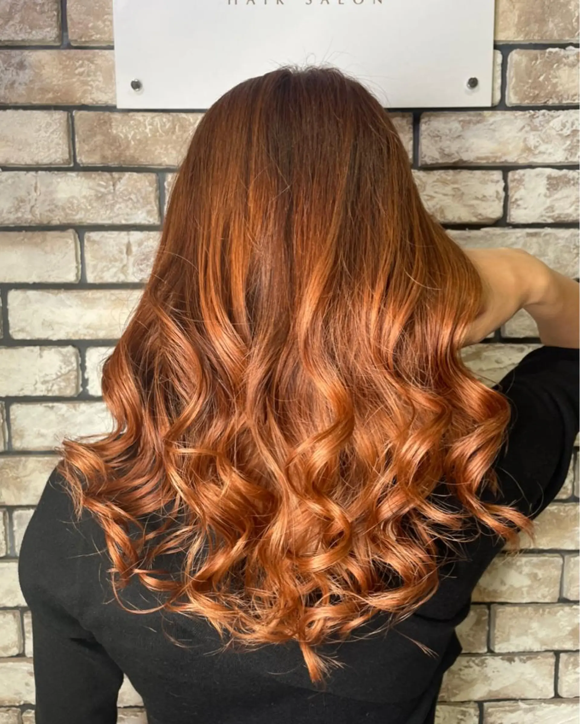 ロング カラー 🍑🧋ハイトーン 暖色カラーlucaのヘアスタイル