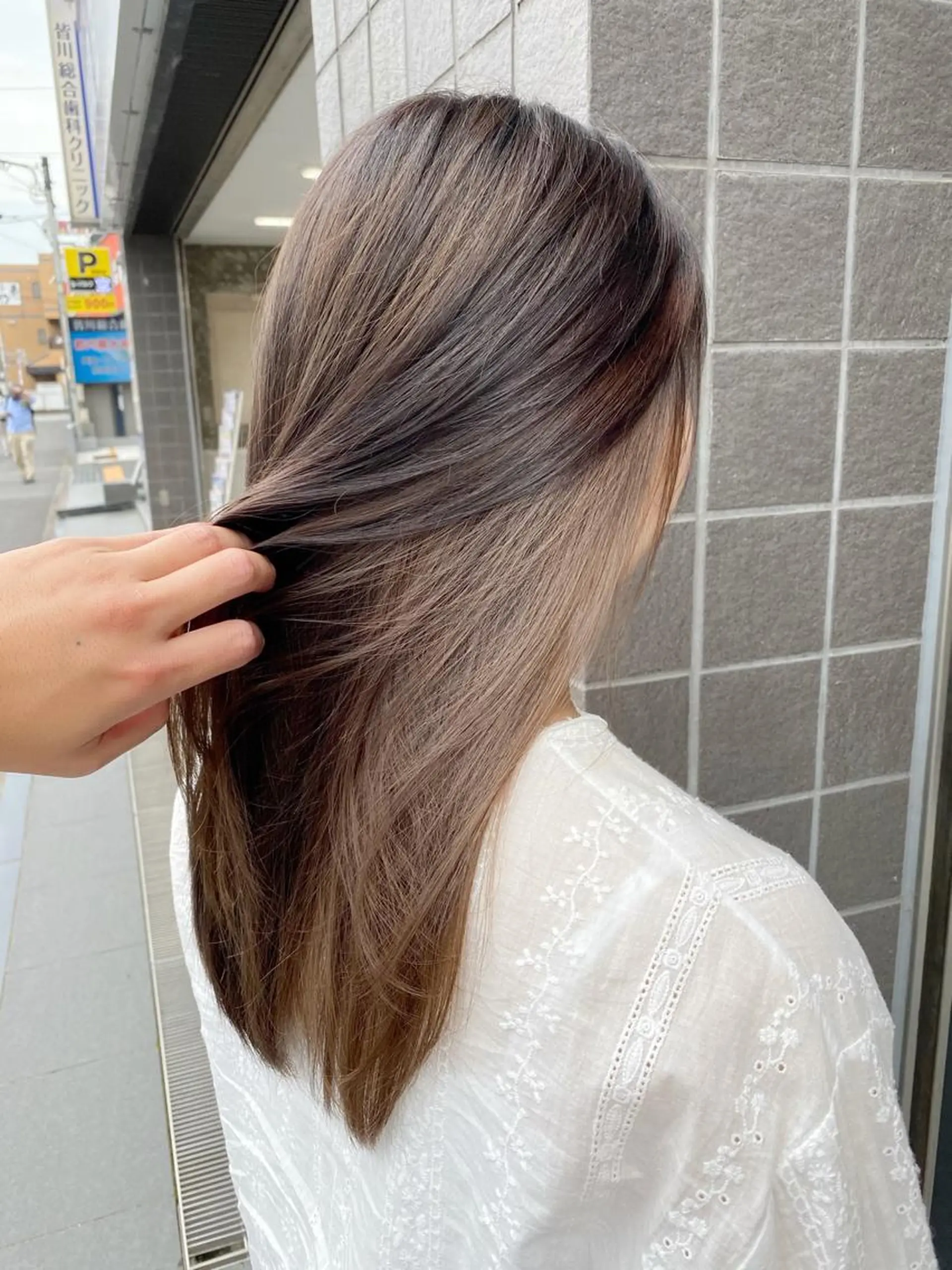 ロング カラー ベージュカラー インナーカラー ミルクティーベージュ ロング ボブ/ハイトーン 福生Radix 下田のヘアスタイル