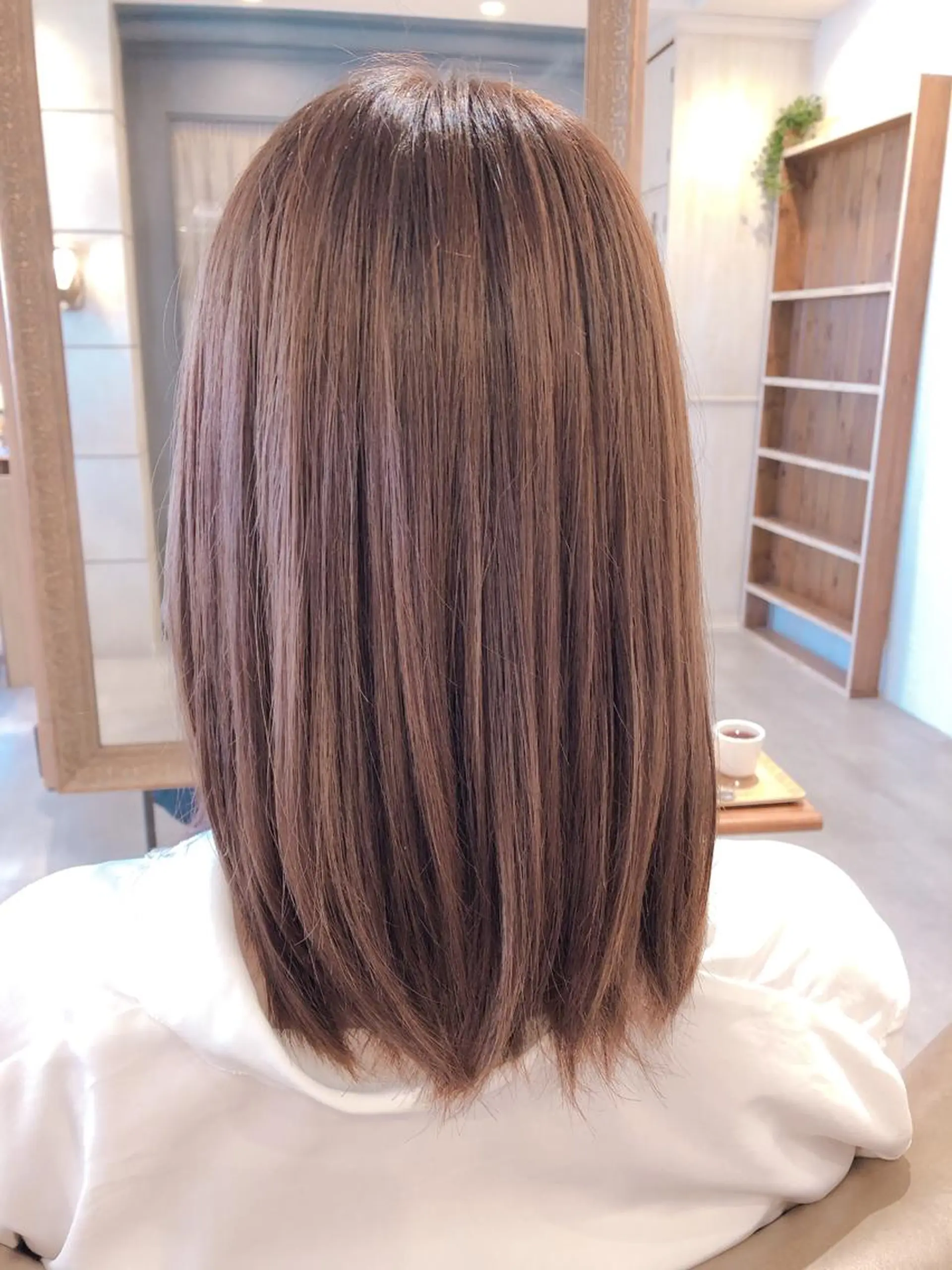 ミディアム サロンドユウ こはるのヘアスタイル