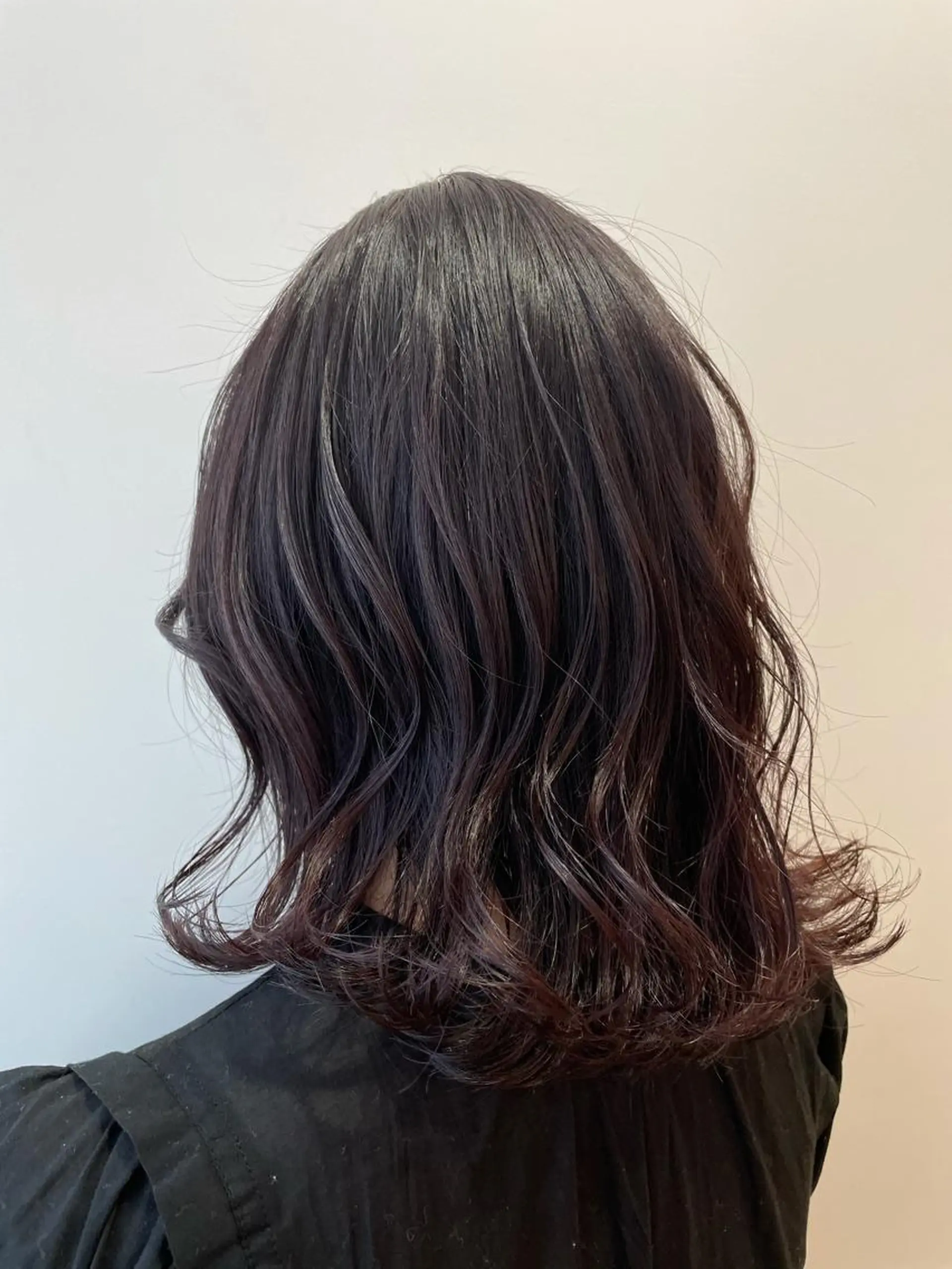 ミディアム 中井 茅佳のヘアスタイル