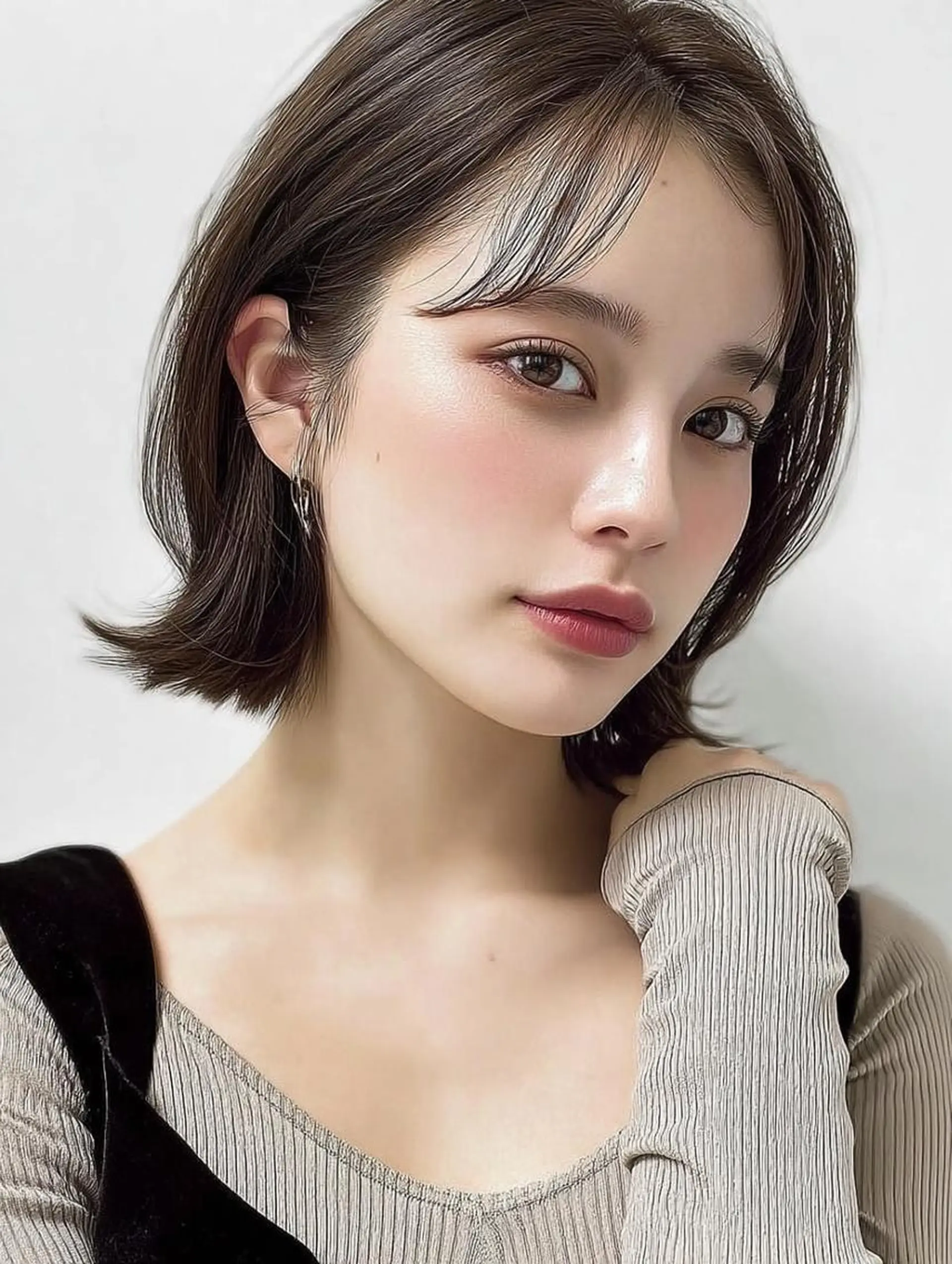 ショート ヘアアレンジ 髪質改善 韓国風ヘア レイヤーカット 似合わせカット シースルーバング カット ヘアカラー Ayumu /京都／西院のヘアスタイル