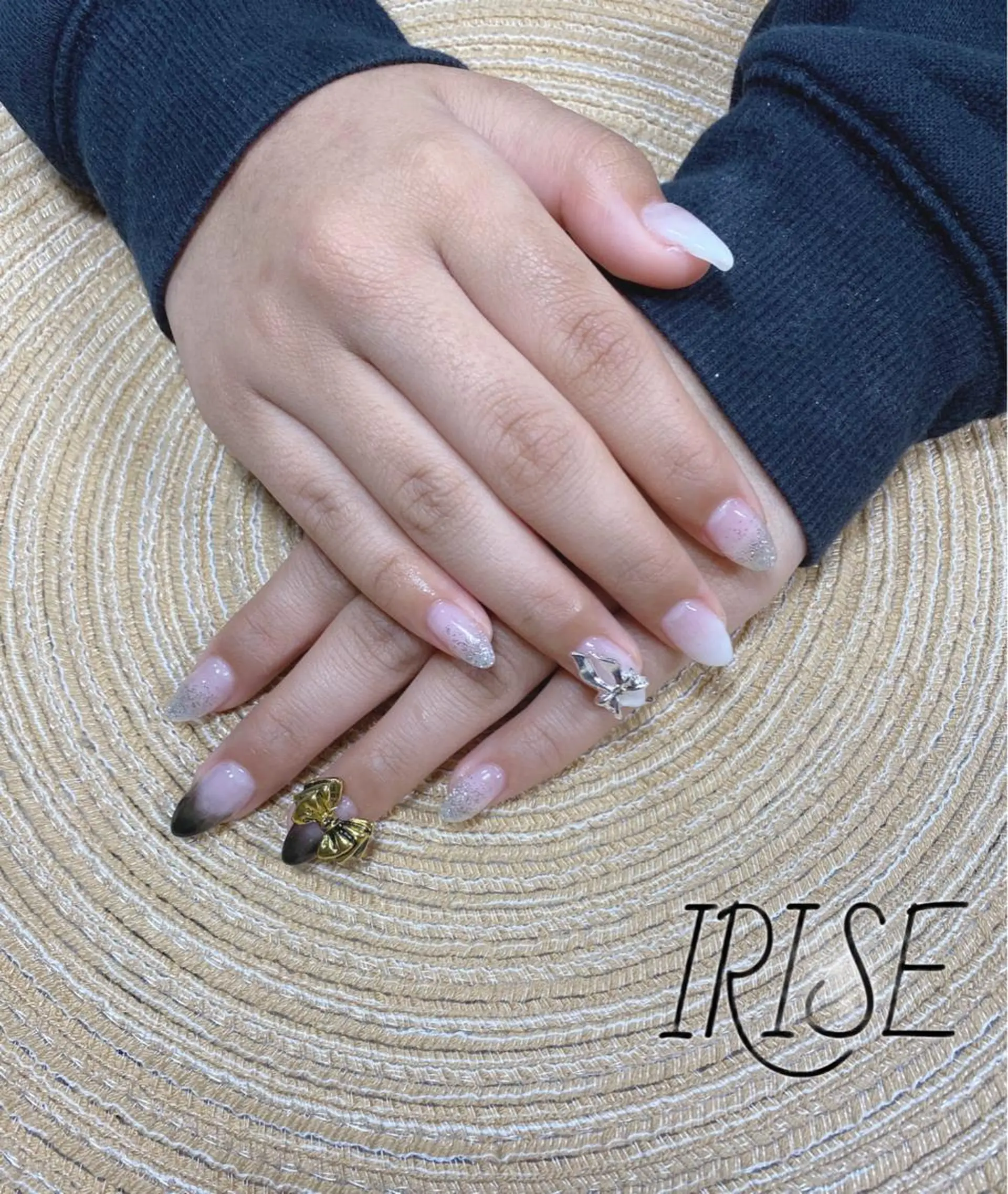 ネイル 持ち込み salon de   irise所属・salon de iriseのマツエク・マツパデザイン