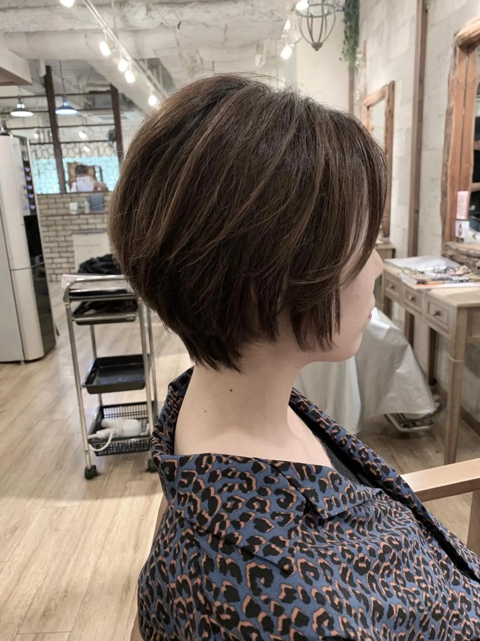 ショート カラー ベージュカラー 透明感カラー イルミナカラー くびれヘア 田村和範/似合わせ カラー/髪質改善のヘアスタイル