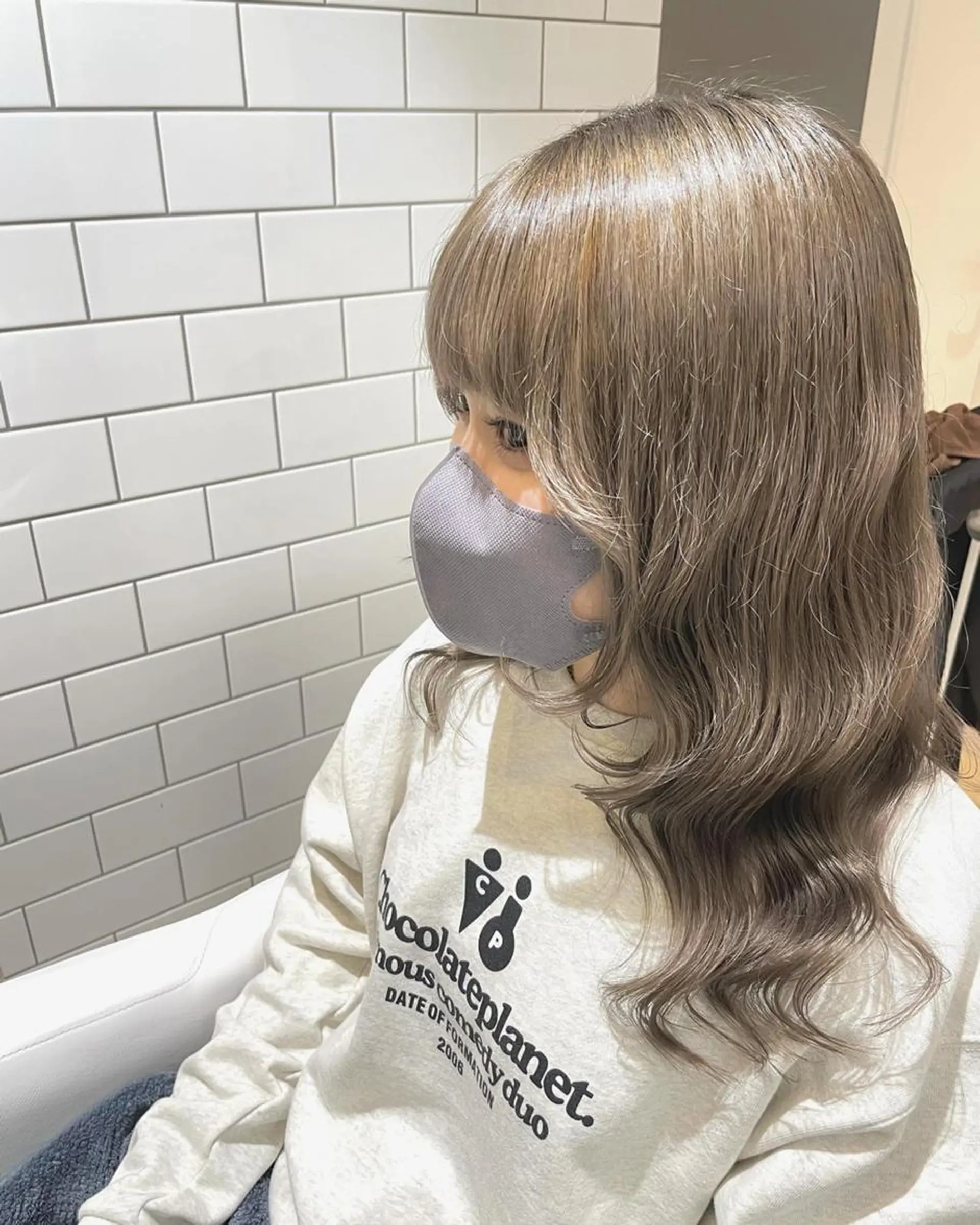 ミディアム カラー パーマ ヘアアレンジ メンズ キッズ ネイル マツエク・マツパ 子どものヘアアレンジ アッシュ グレージュ シルバー シルバーアッシュ 🫧垢抜けヘア🫧 SHIORIのヘアスタイル