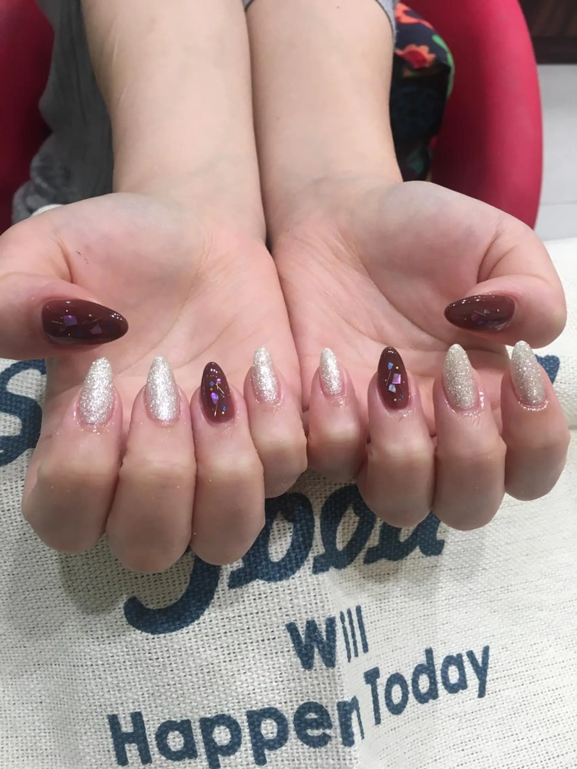 ネイル K's Collection 京都店所属・藤塚 法子のネイルデザイン