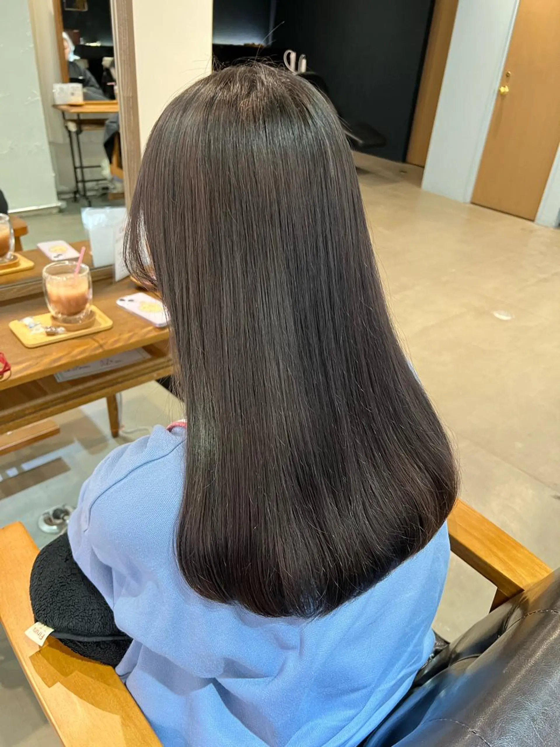 ロング カラー ヘアカラー トリートメント 中井 一葉のヘアスタイル