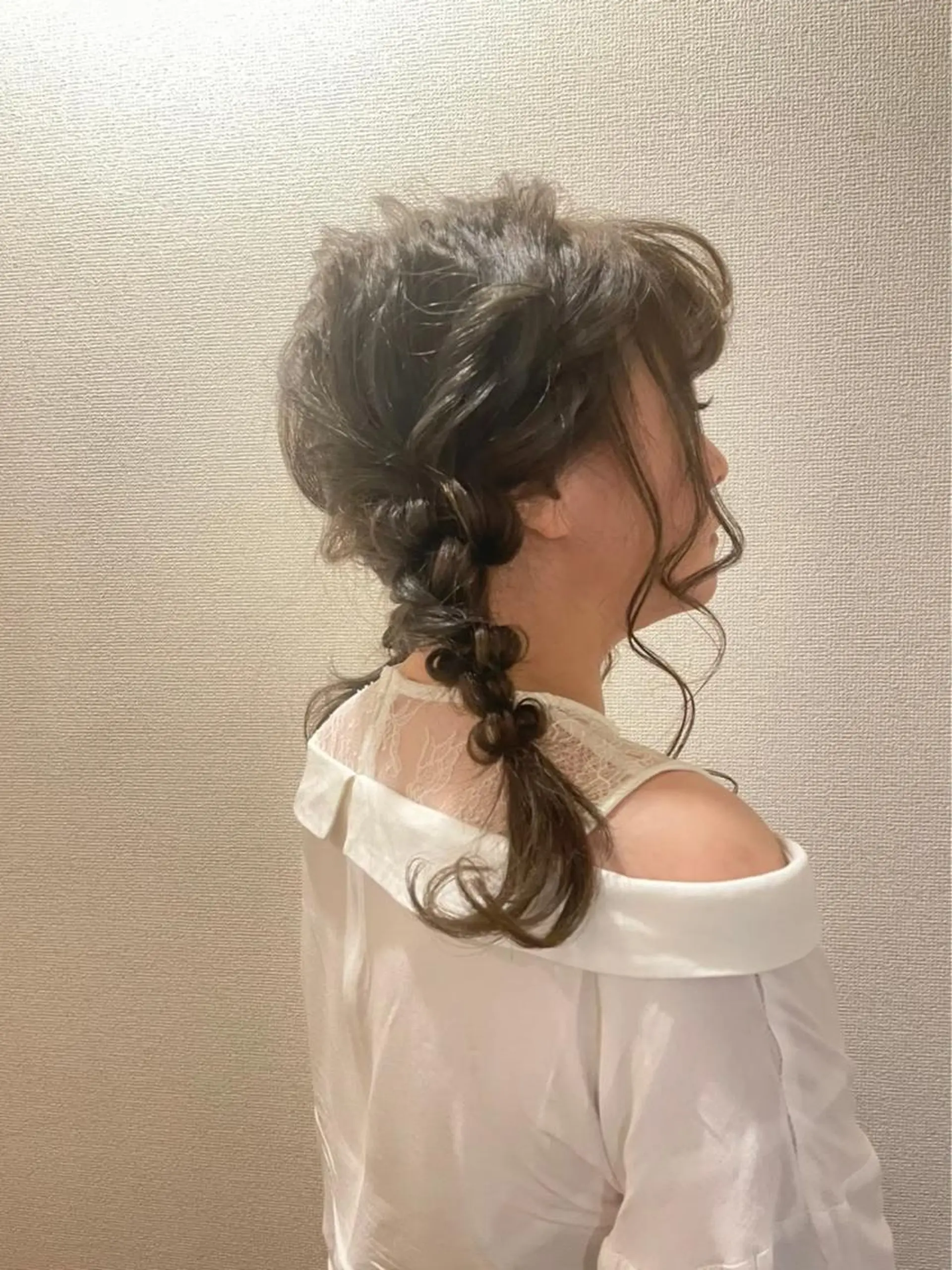 セミロング 中山 郁恵のヘアスタイル