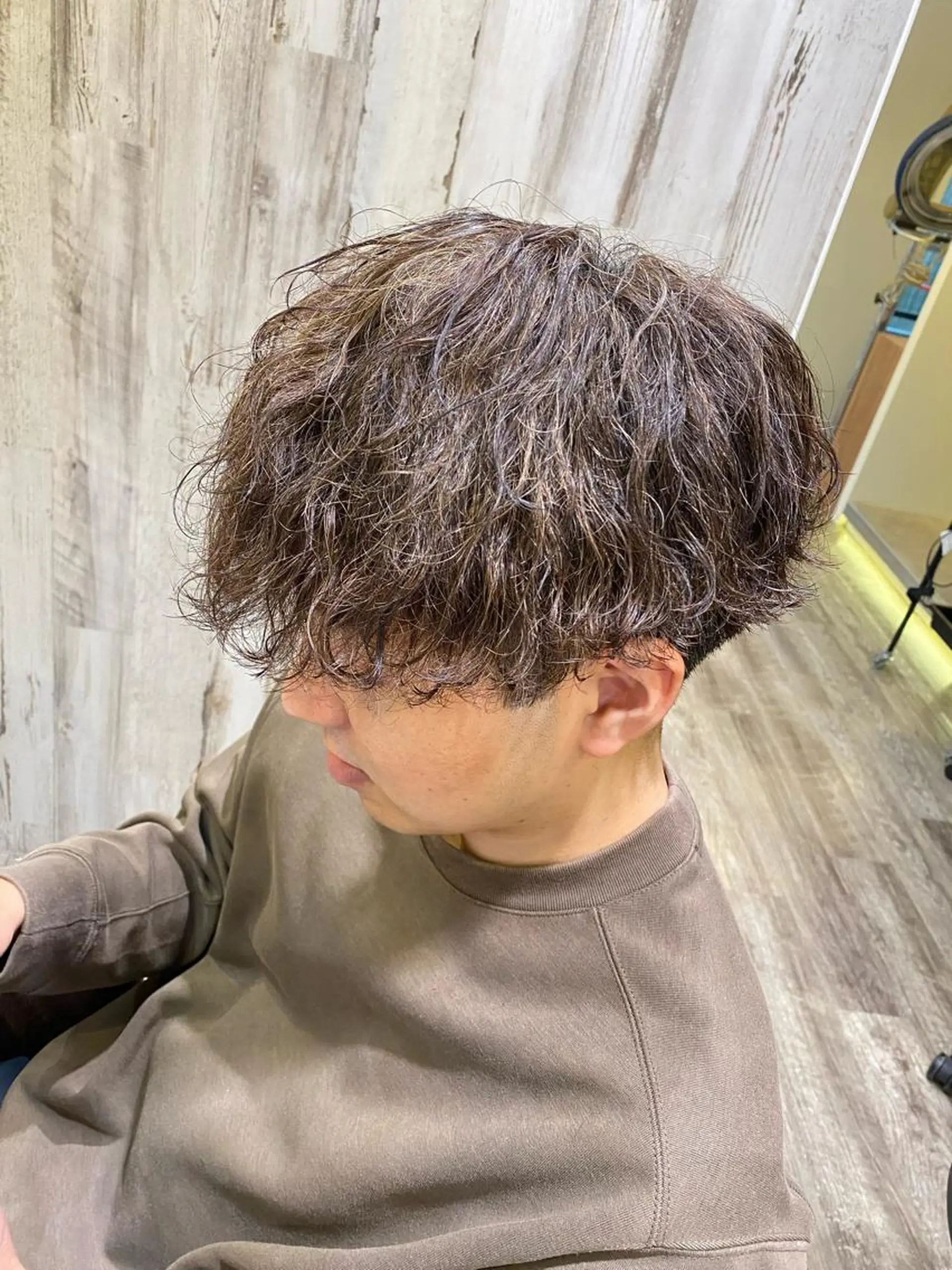 メンズ メンズパーマ 波巻きパーマ カット パーマ 西山 恵太郎のヘアスタイル