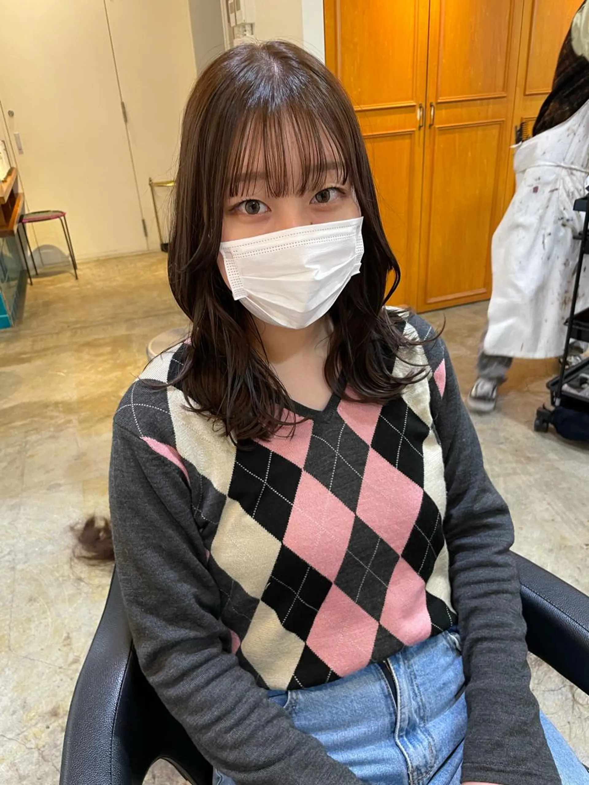 ミディアム カラー くびれヘア 韓国風ヘア カット ヘアカラー トリートメント MIOベージュカラー 柔らかいカラーのヘアスタイル