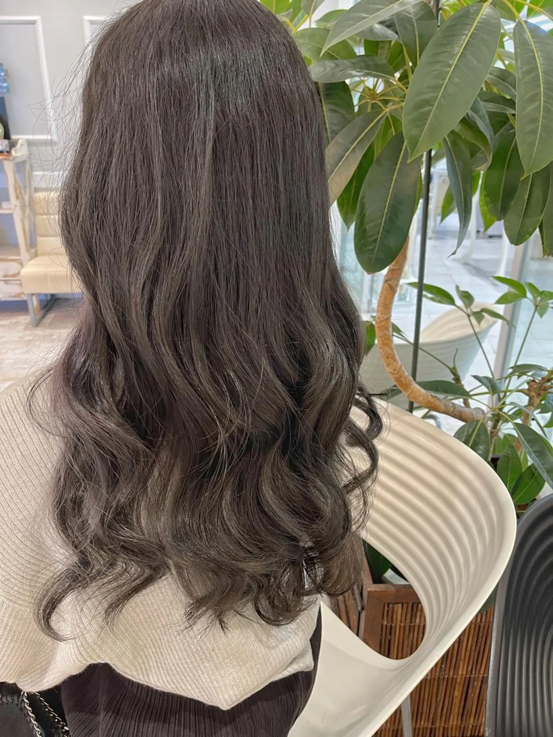 ロング カラー ヘアアレンジ シアーベージュニスト 🥣大石亜里紗のヘアスタイル