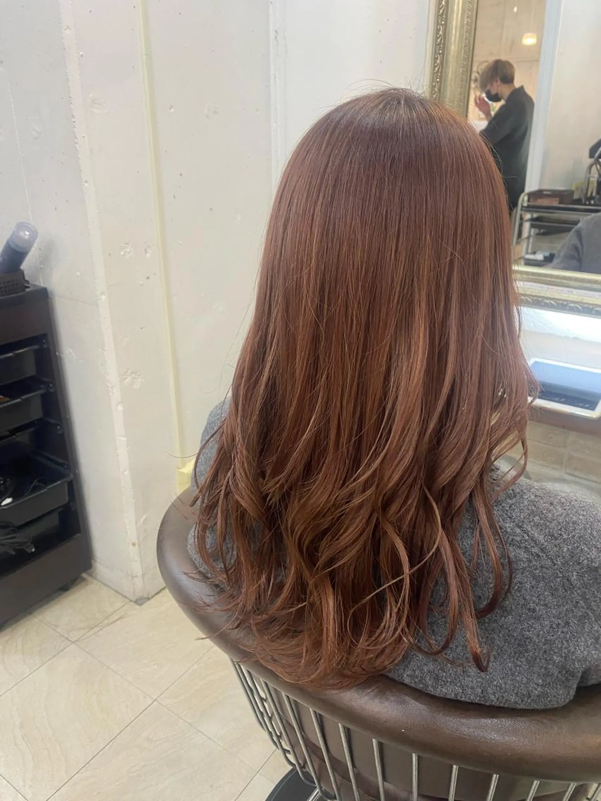 セミロング カラー ヘアアレンジ ベージュカラー kame|レイヤー / 似合わせ顔周りのヘアスタイル