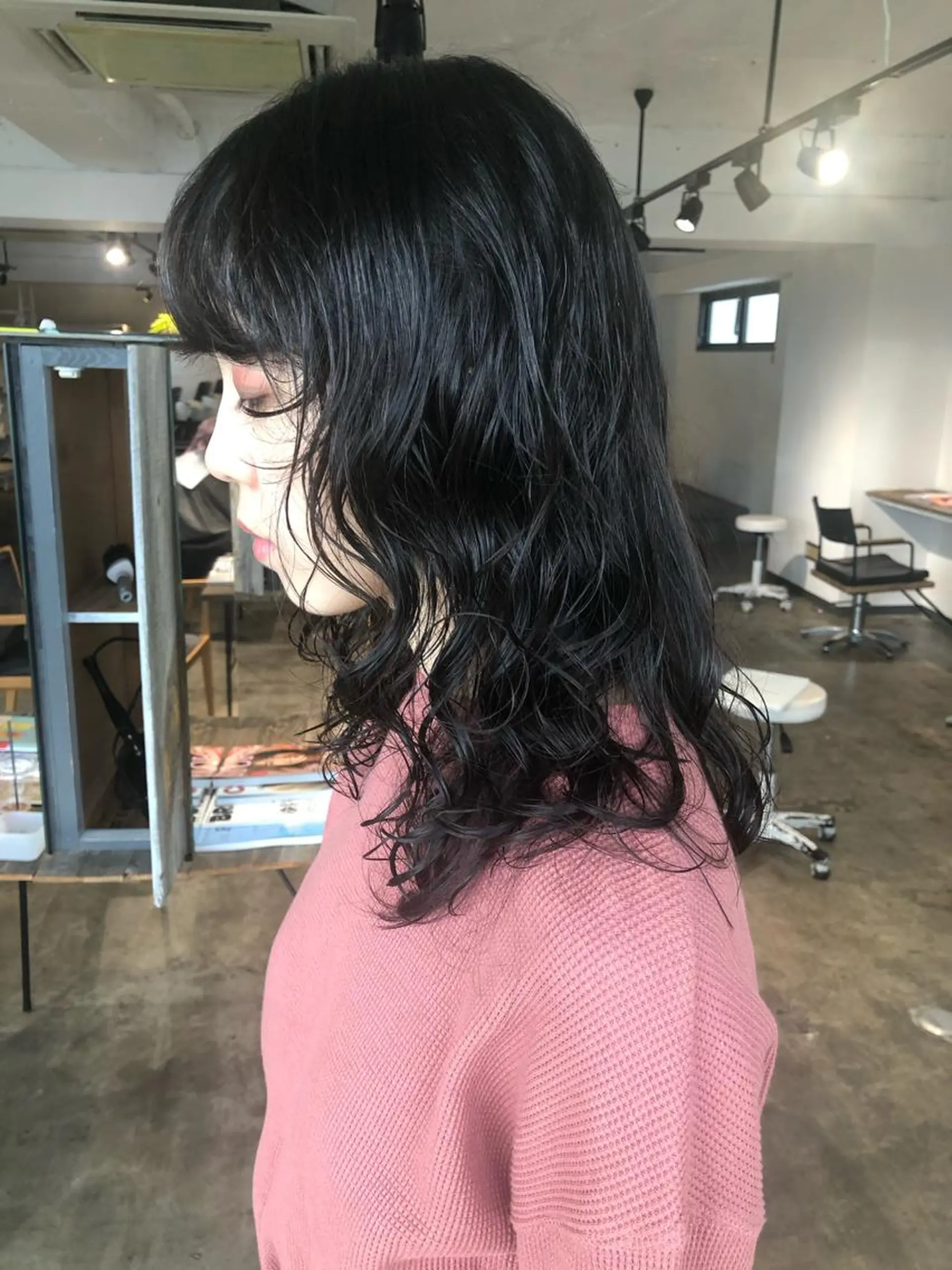 ミディアム パーマ カット パーマ トリートメント ハイトーン/レイヤー /ケアブリーチ石川治のヘアスタイル