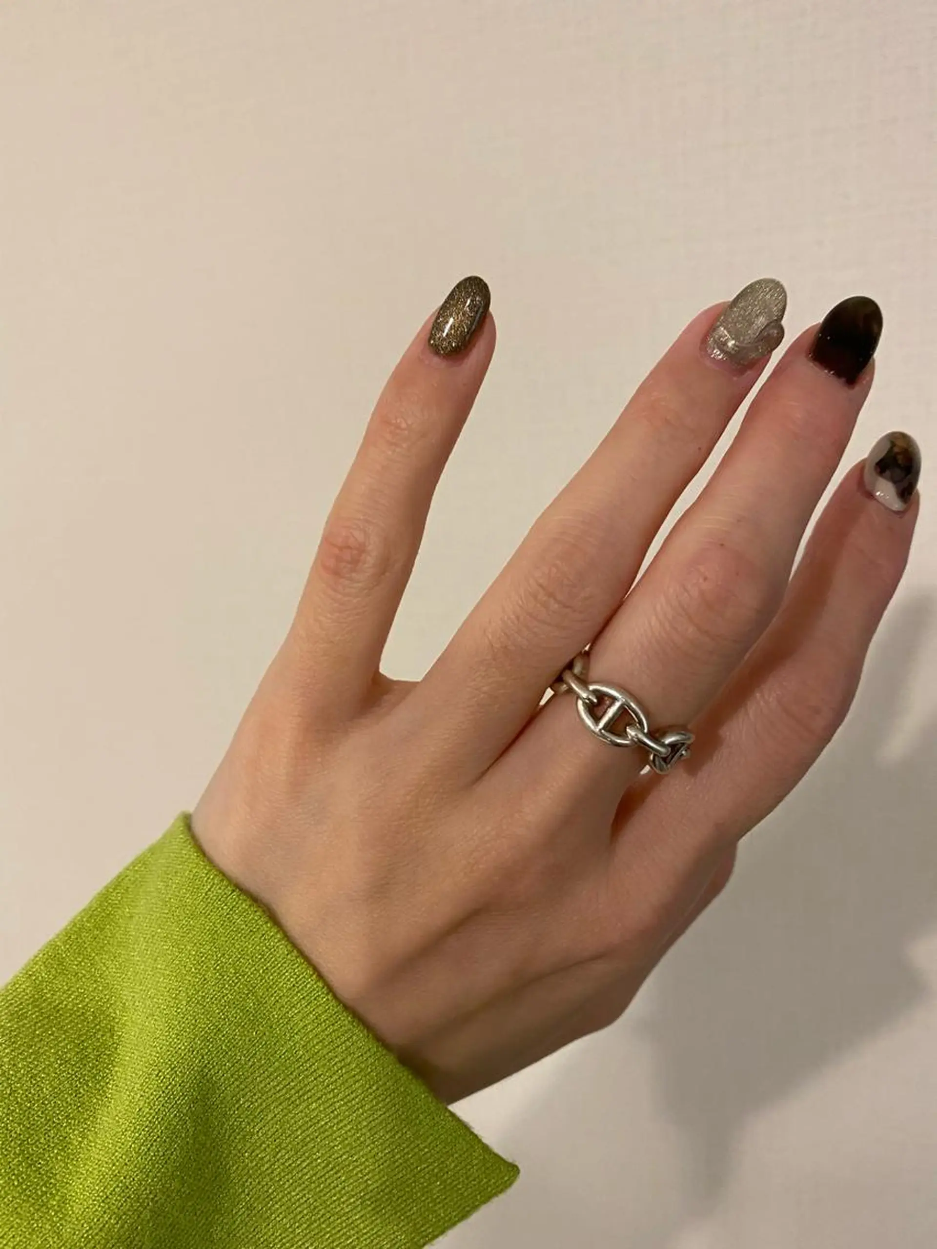 ネイル ハンドネイル 【LINON】 airiのネイルデザイン