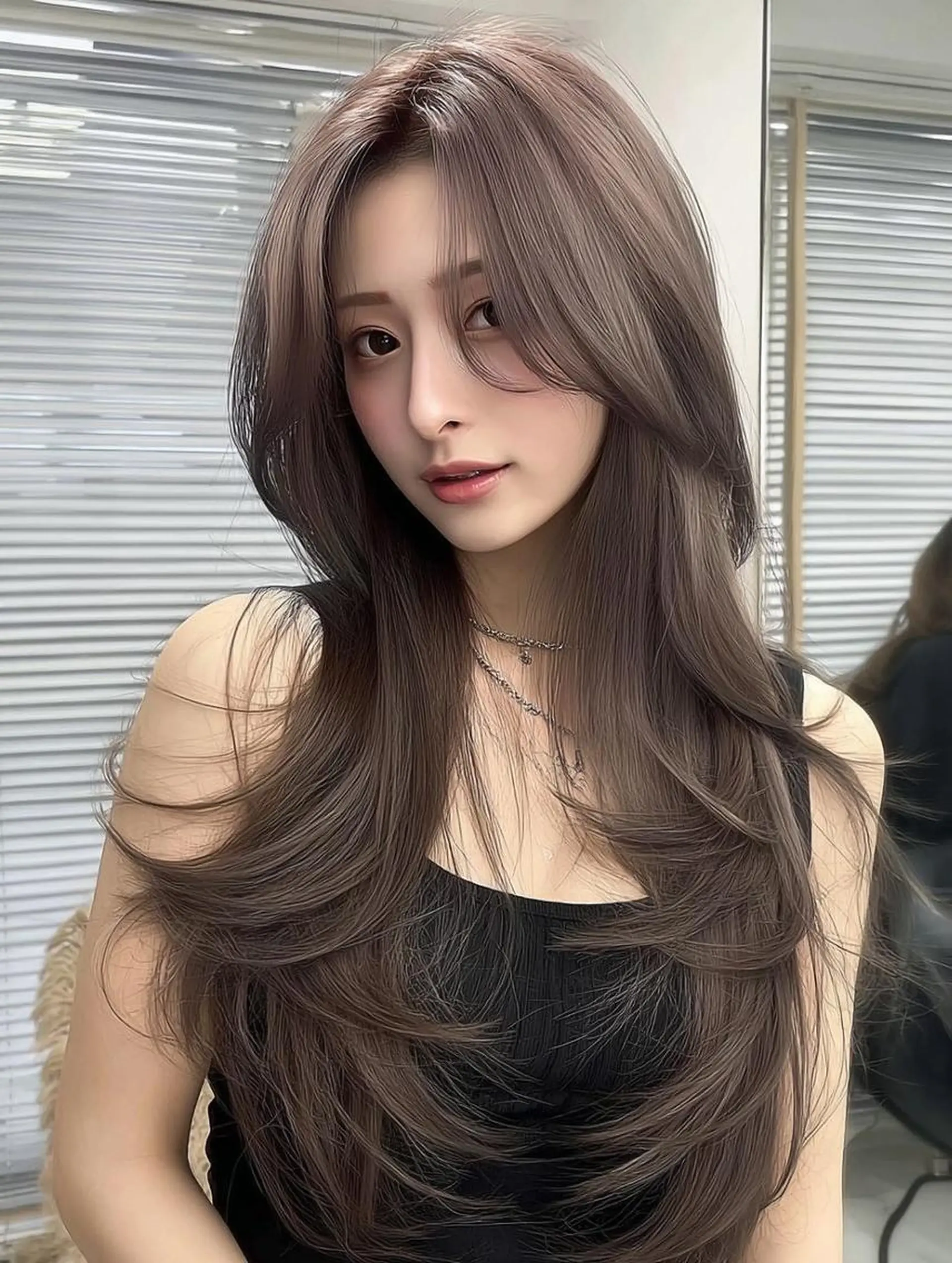 セミロング ボブ 髪質改善 韓国風ヘア レイヤーカット 縮毛矯正 カット ヘアカラー トリートメント 七田 英亮のヘアスタイル