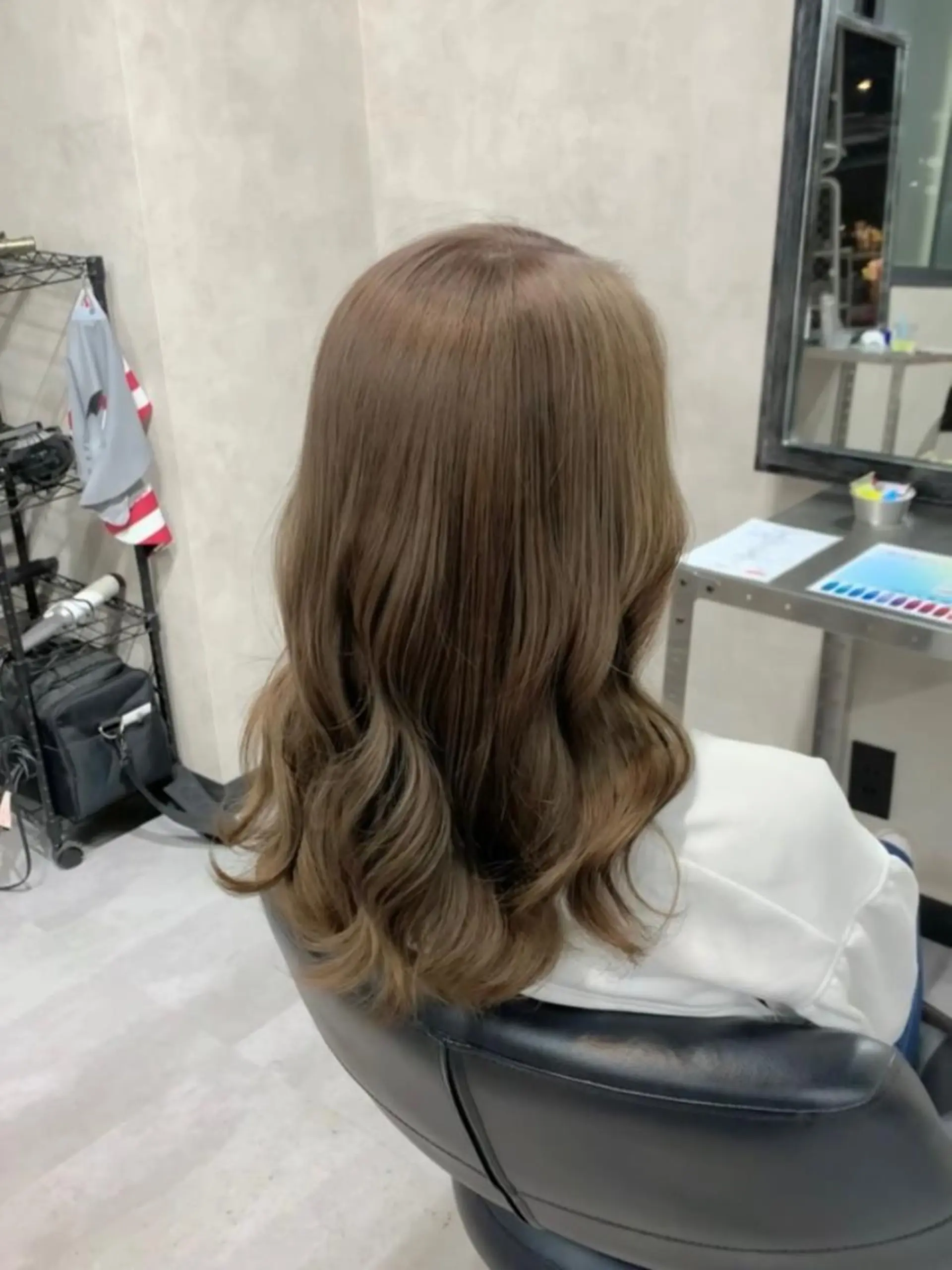 ロング カラー グレージュ ヘアカラー トリートメント B E C H I C O〔べち子〕のヘアスタイル