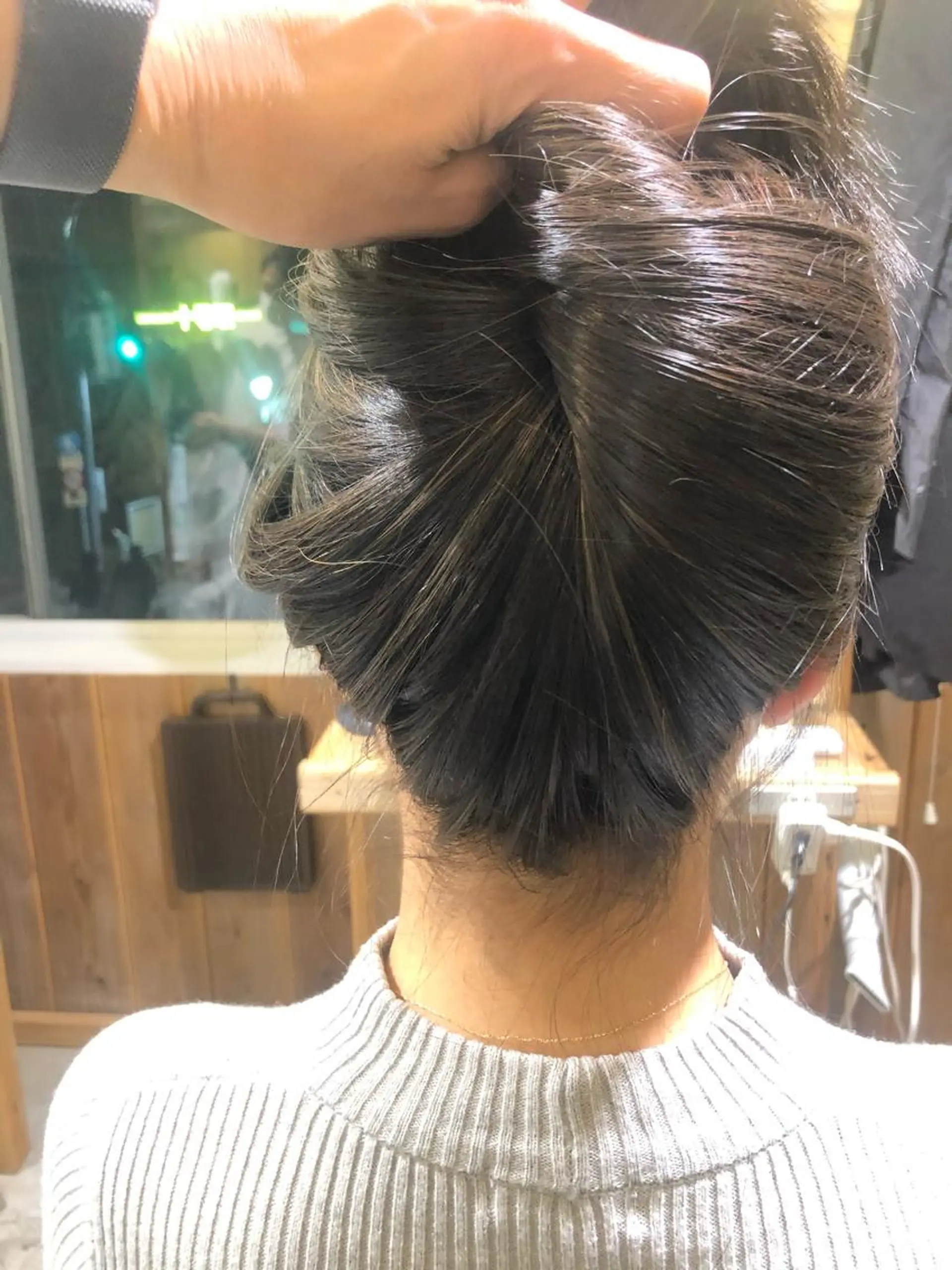 ロング カラー ハイライトカラー ハイライト ヘアカラー 舘野 太嘉宏のヘアスタイル