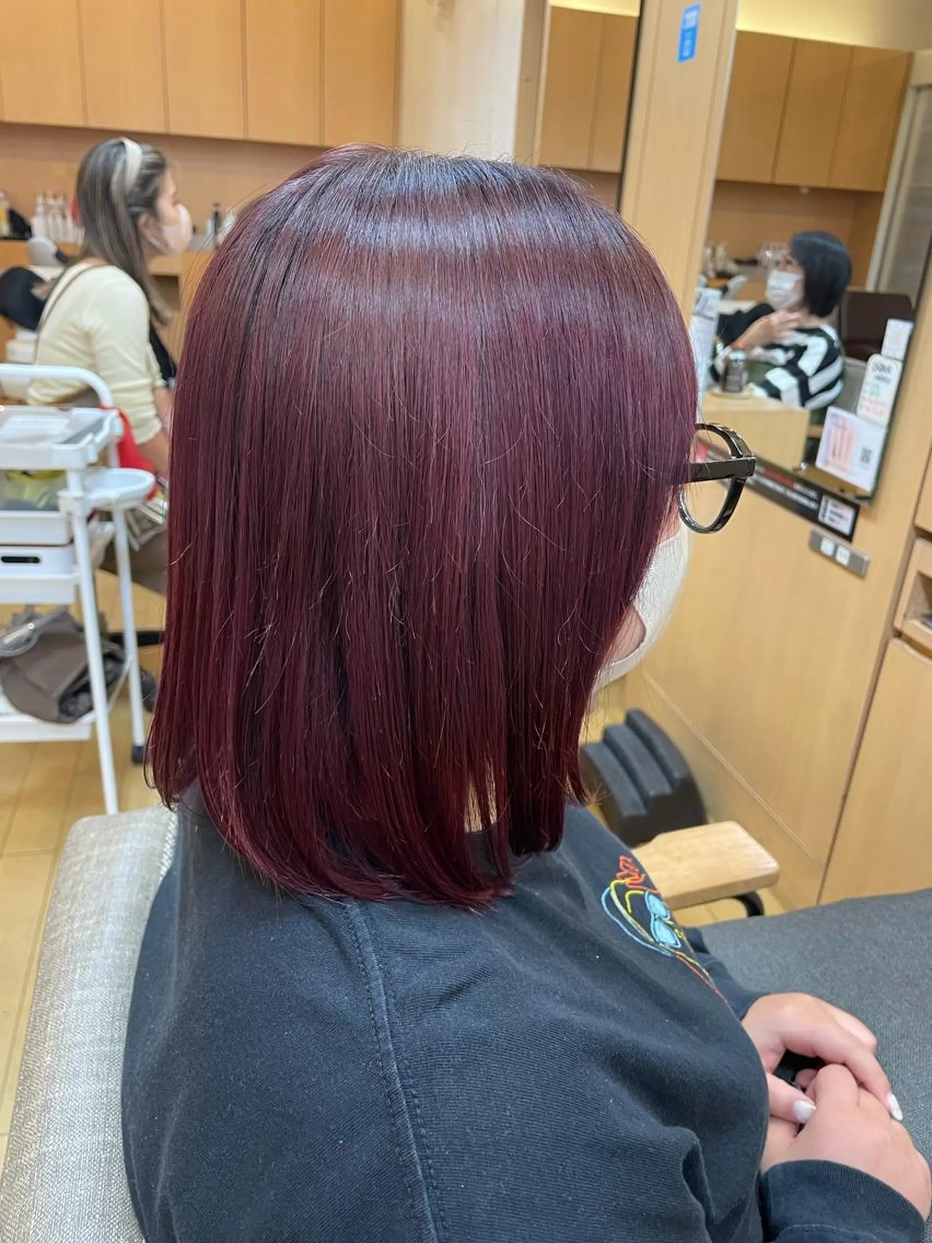 ミディアム 韓国ヘア 🤍中西麻友🤍のヘアスタイル